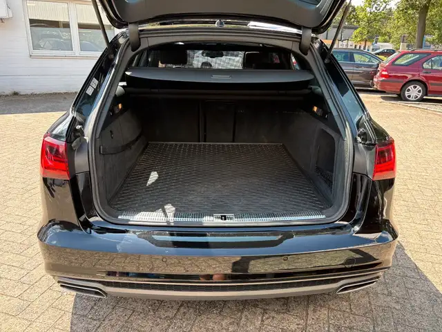 Audi A6 Avant view 15