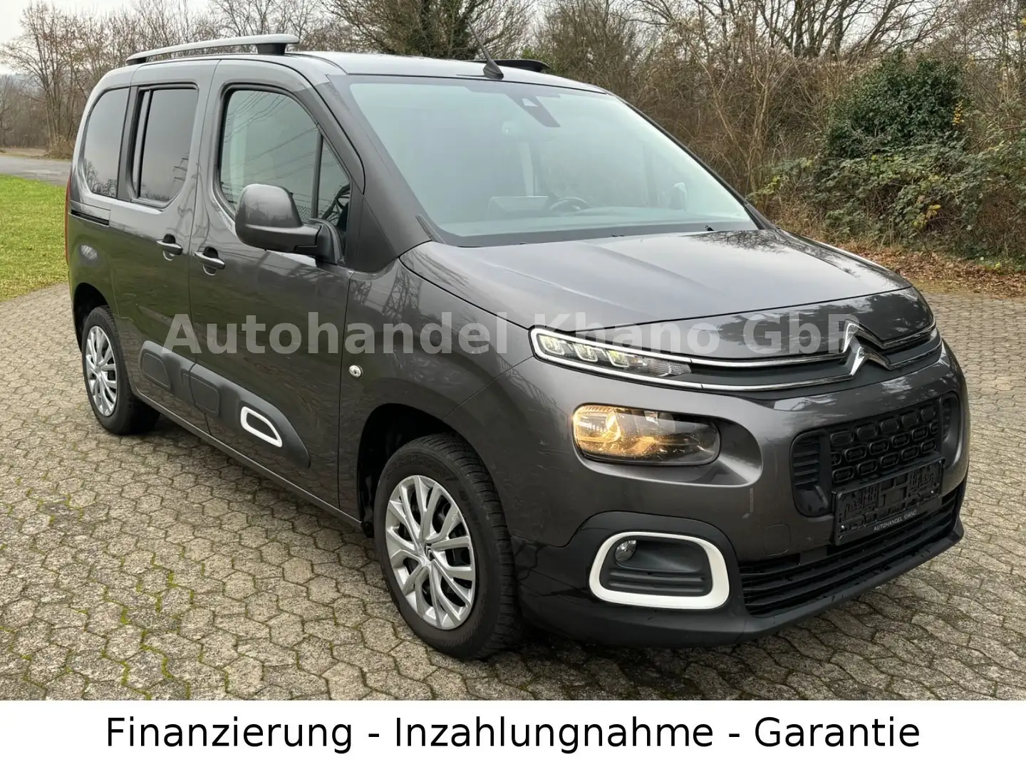 Citroen Berlingo Feel M Grau - 1