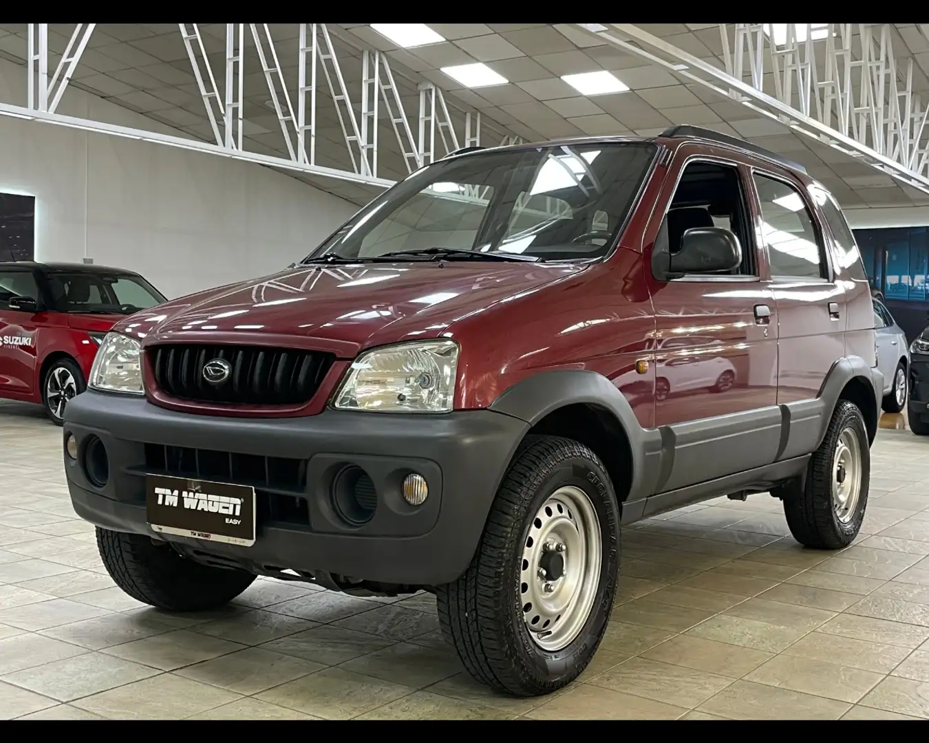 Daihatsu Terios - 1.3i 16V cat 4WD DB 5 PORTE 4X4 86CV crvena - 1