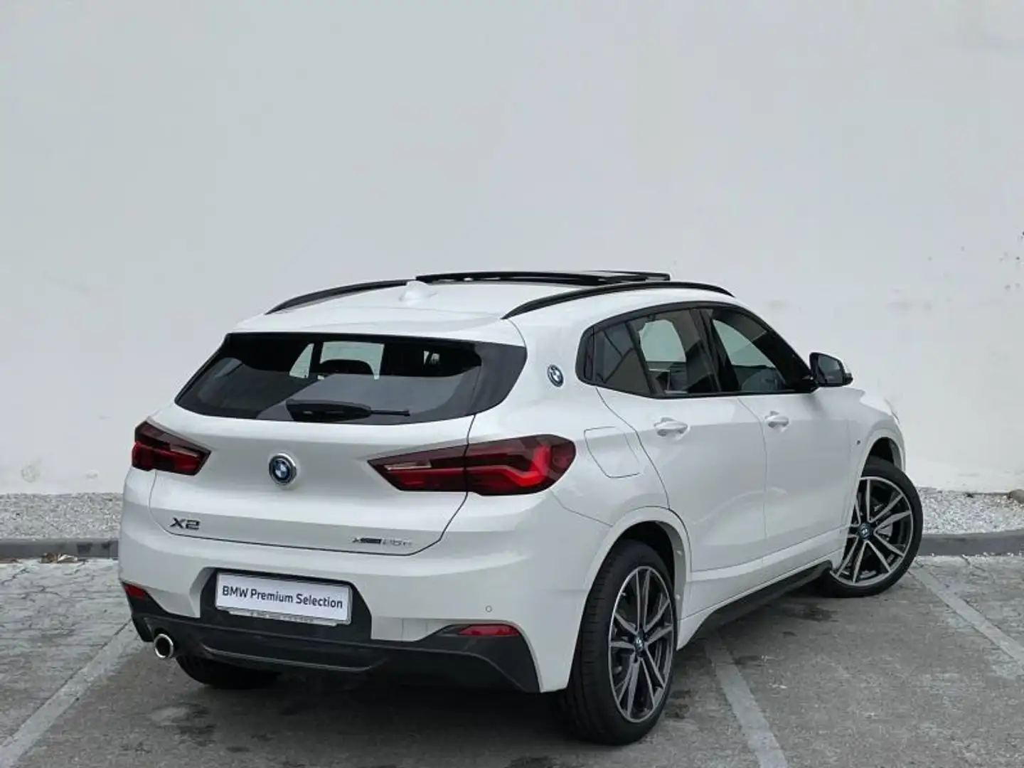 BMW X2 xDrive25eA 220ch M Sport Euro6d-T 6cv Blanc - 2