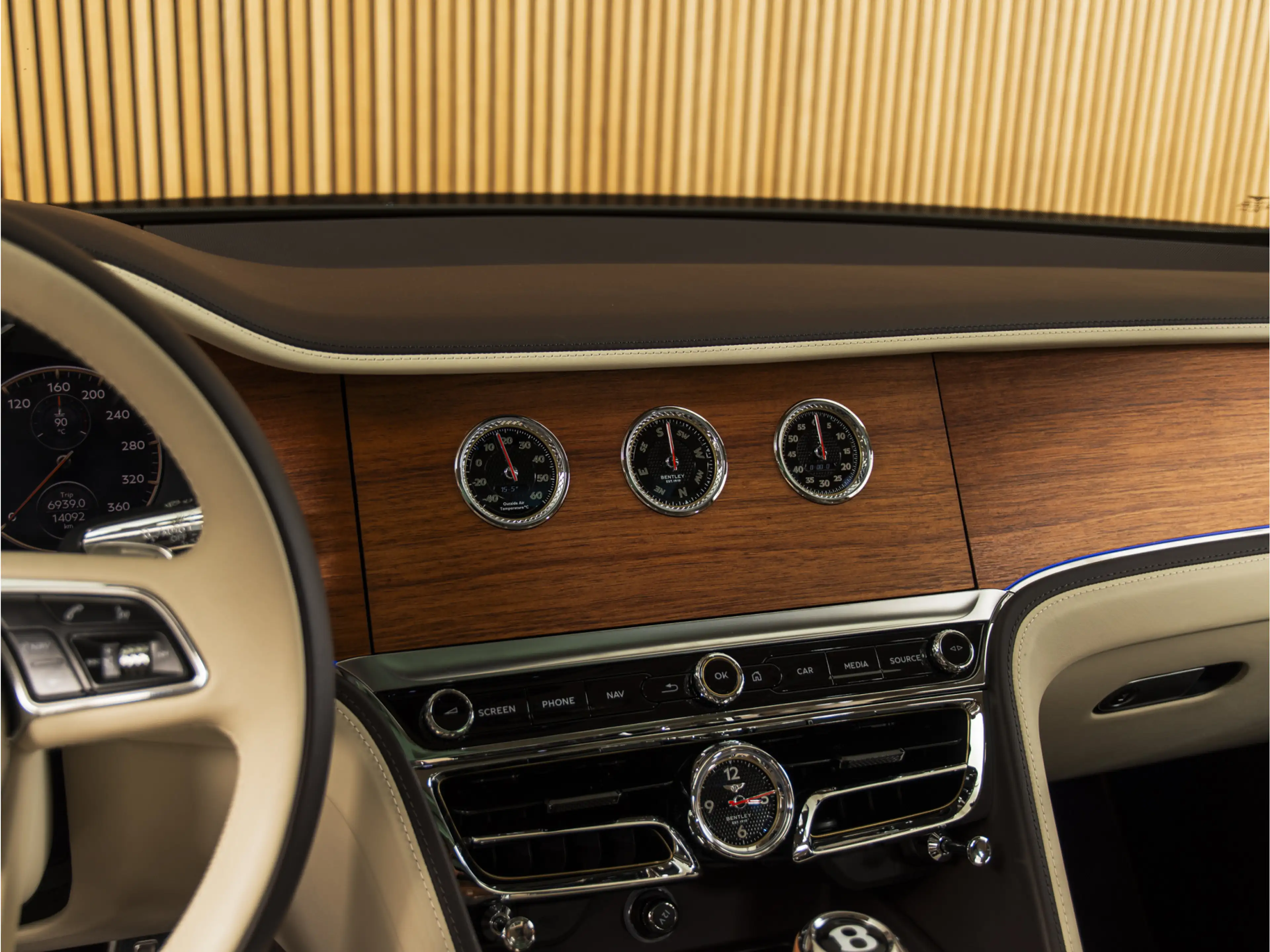 Bentley Flying Spur Odyssean 2.9 V6 Hybrid B&O | MASSAGE | PANO | NACH — photo 26