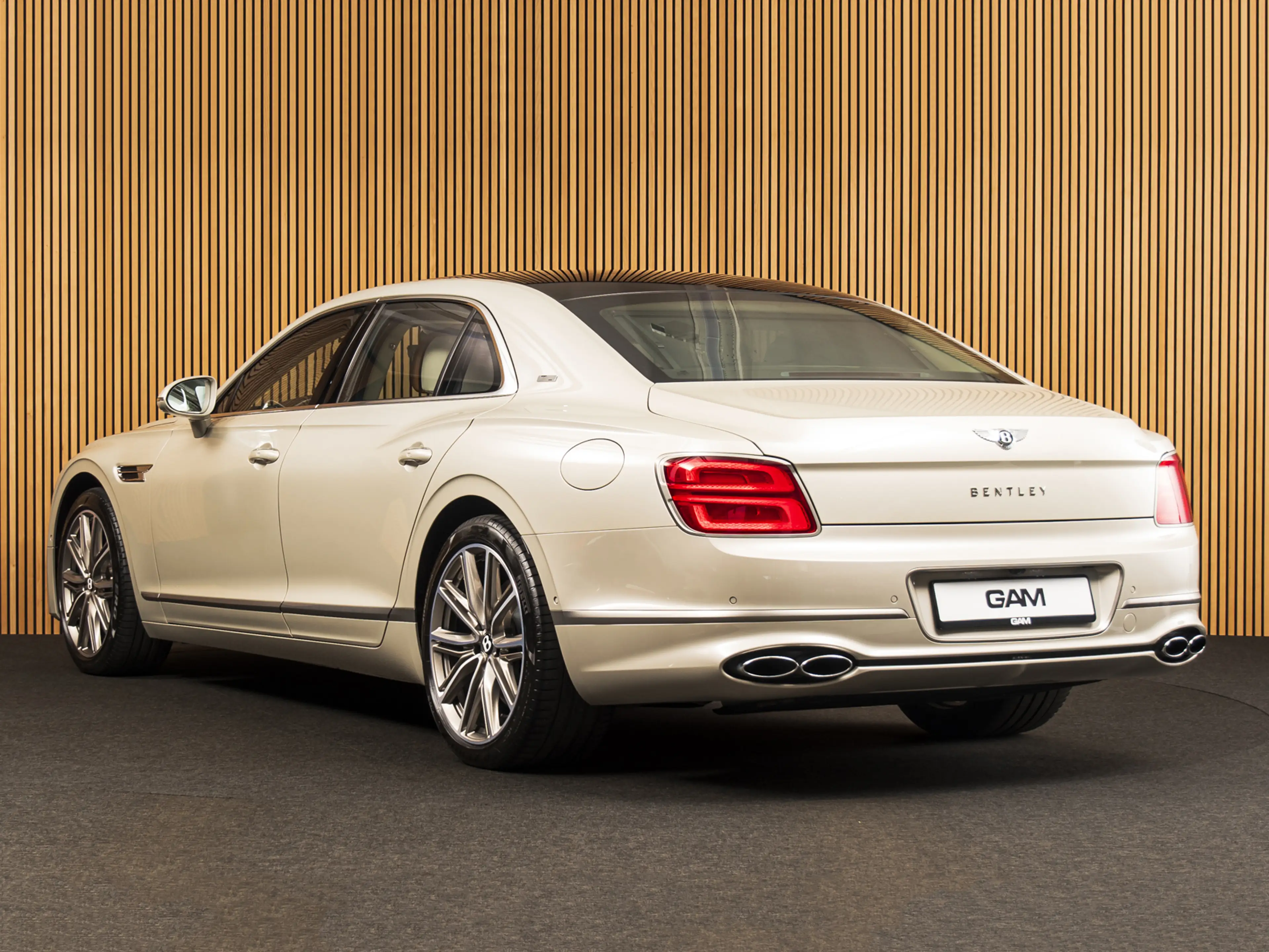 Bentley Flying Spur Odyssean 2.9 V6 Hybrid B&O | MASSAGE | PANO | NACH — photo 3