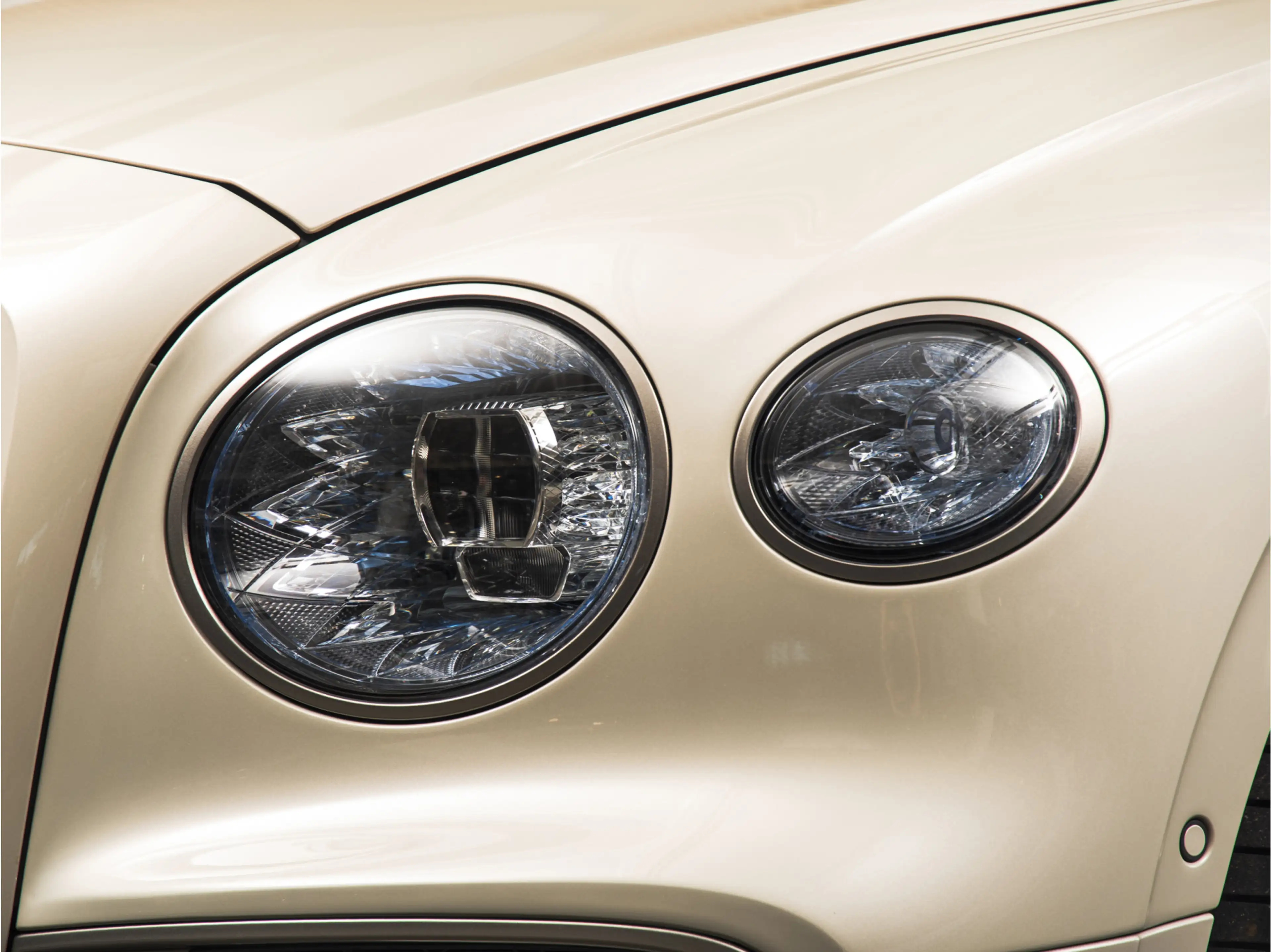 Bentley Flying Spur Odyssean 2.9 V6 Hybrid B&O | MASSAGE | PANO | NACH — photo 38