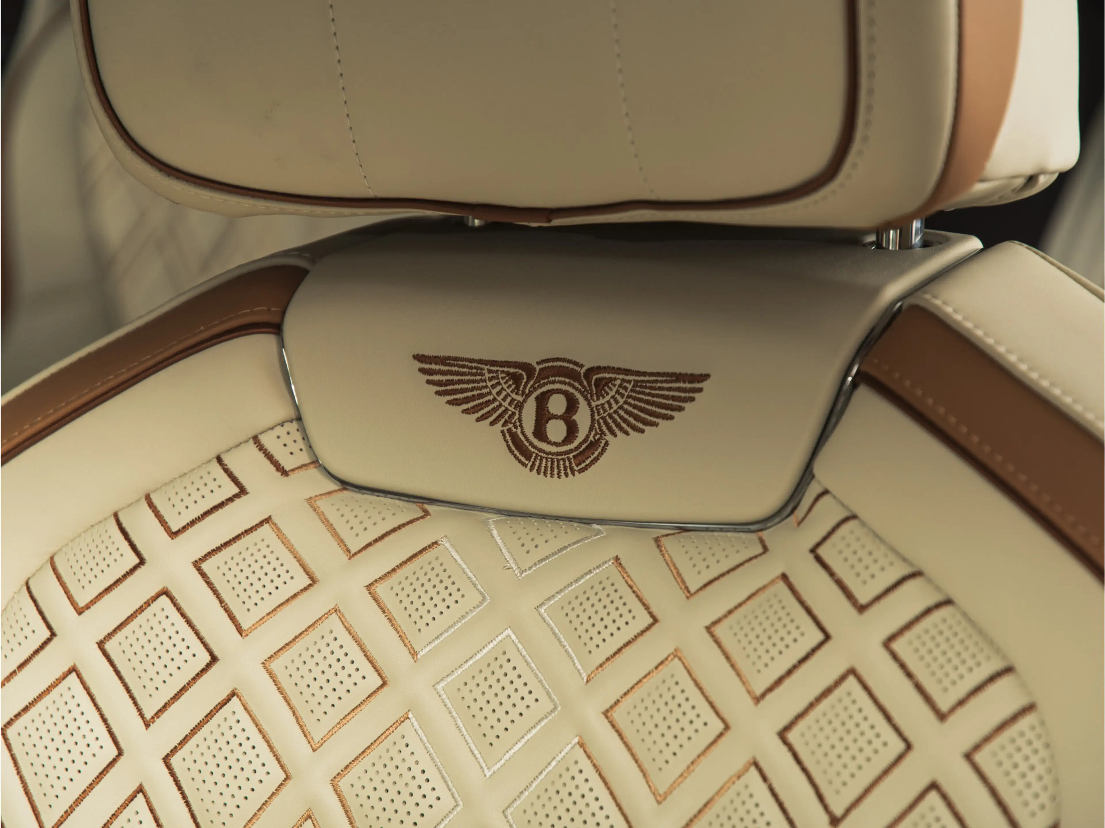 Bentley Flying Spur Odyssean 2.9 V6 Hybrid B&O | MASSAGE | PANO | NACH — photo 39