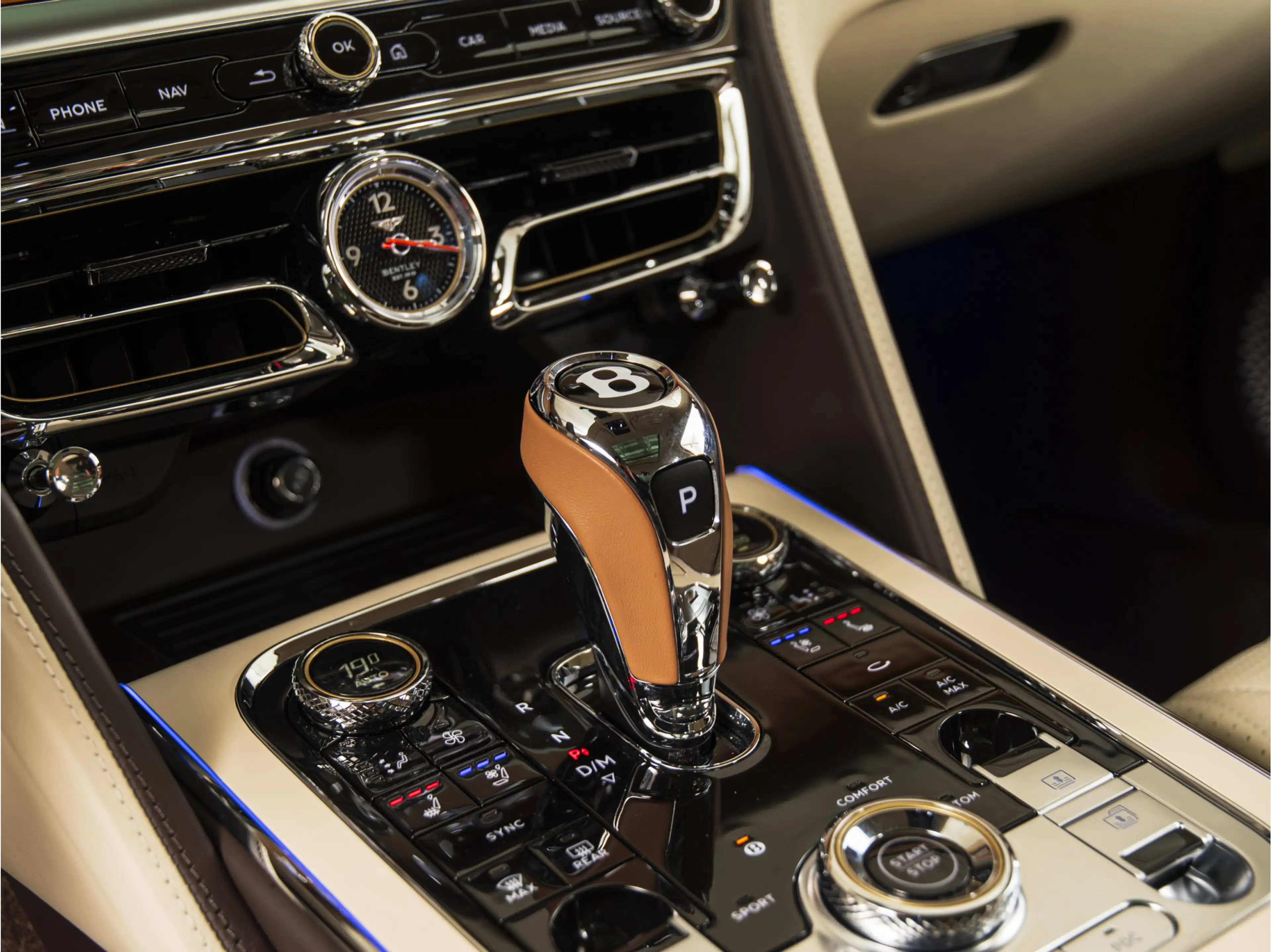 Bentley Flying Spur Odyssean 2.9 V6 Hybrid B&O | MASSAGE | PANO | NACH — photo 36