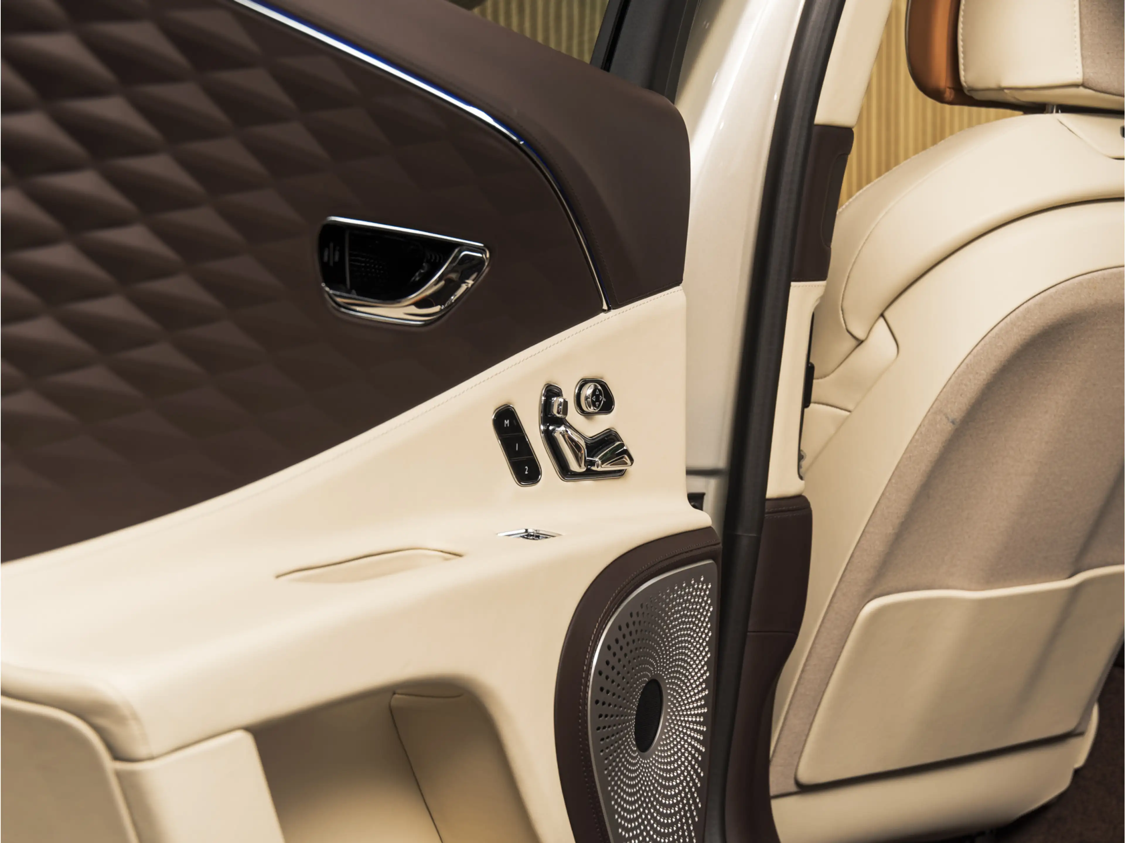 Bentley Flying Spur Odyssean 2.9 V6 Hybrid B&O | MASSAGE | PANO | NACH — photo 21