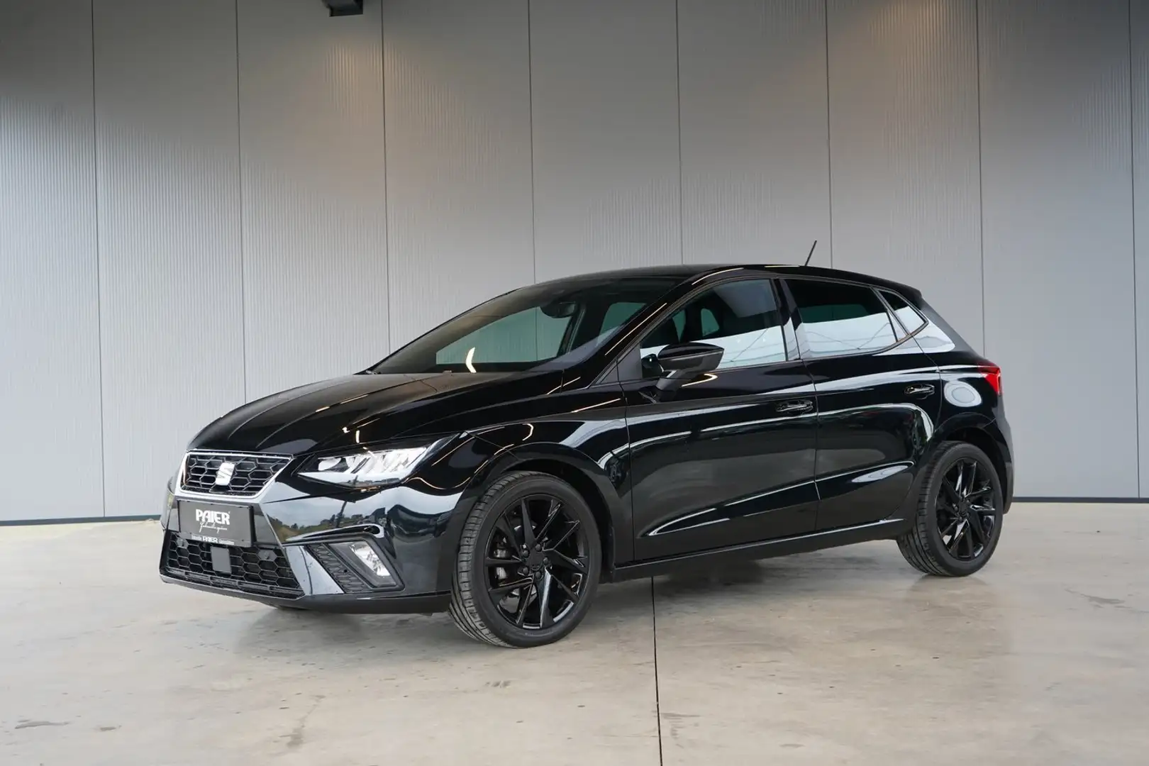 SEAT Ibiza FR 1.0 Schwarz - 1