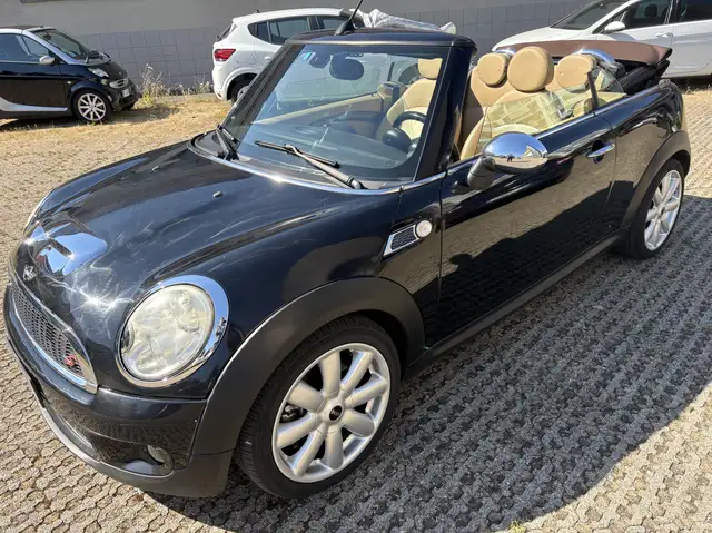 MINI Cooper S Cabrio MINI 1.6 |6V COOPER S CABRIO (135 KW)