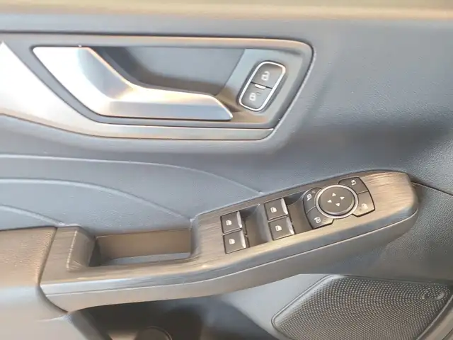 Ford Kuga view 8