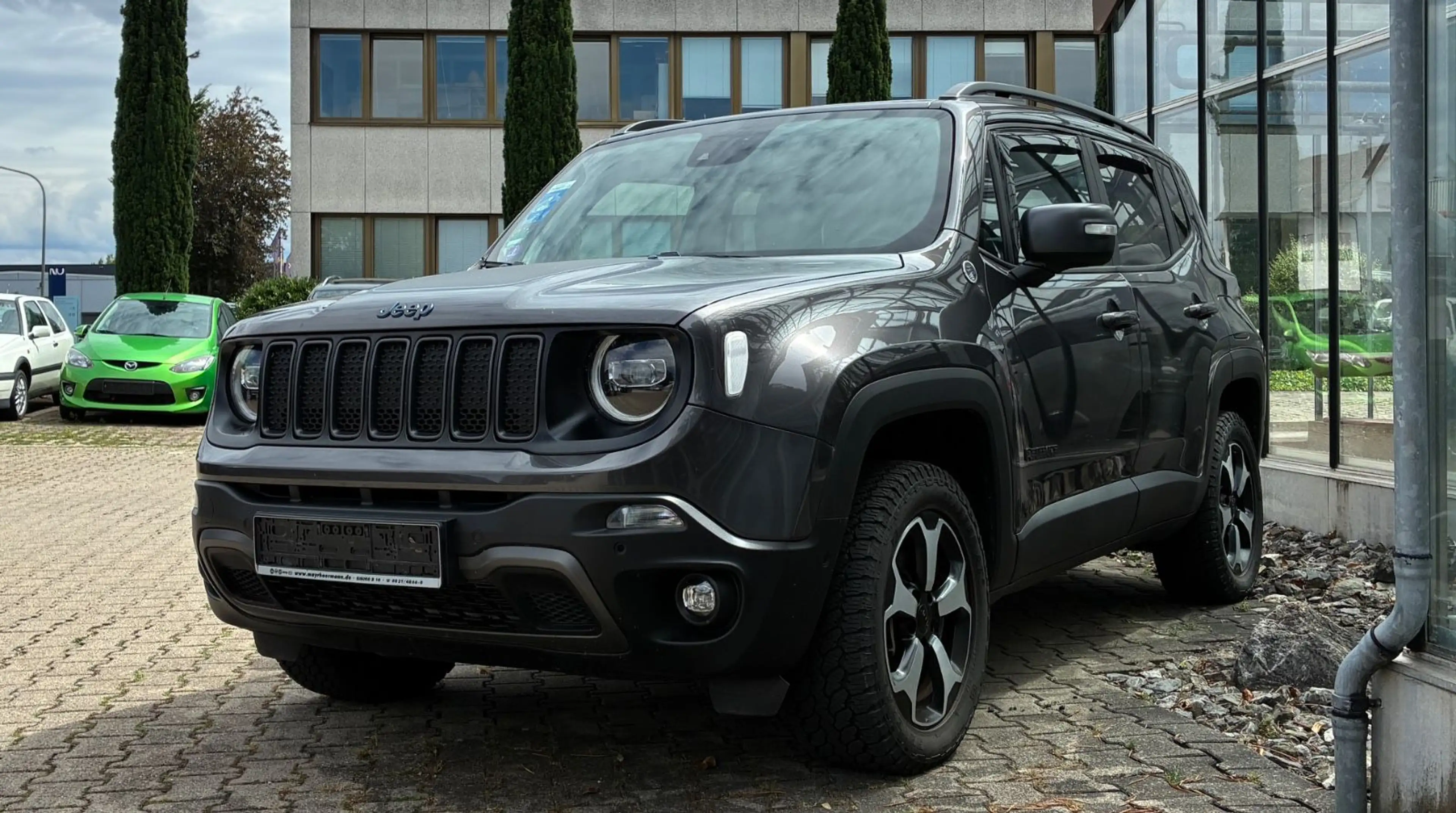 Jeep Renegade Trailhawk Plug-In-Hybrid 4xe
