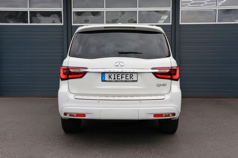 Infiniti QX80 5.6L V8 AWD/7-Sitzer/360/BOSE/SHZ/LHZ/R20 — photo 7