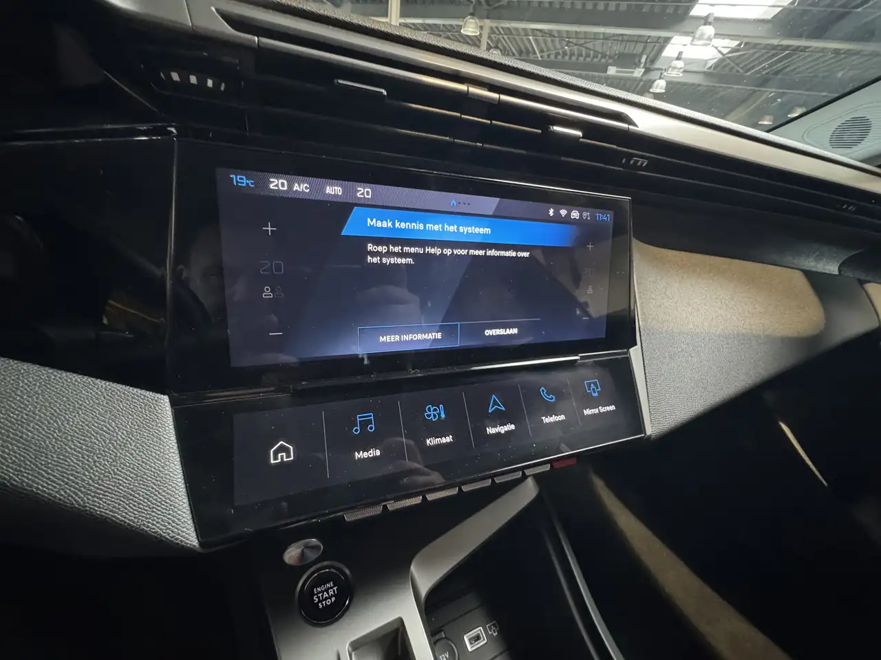 Peugeot 408 1.6 HYbrid Allure 180 EAT8 251pk Automaat, LMV, Na 22