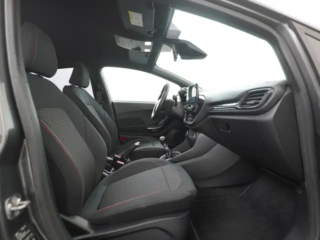 Ford Fiesta view 3