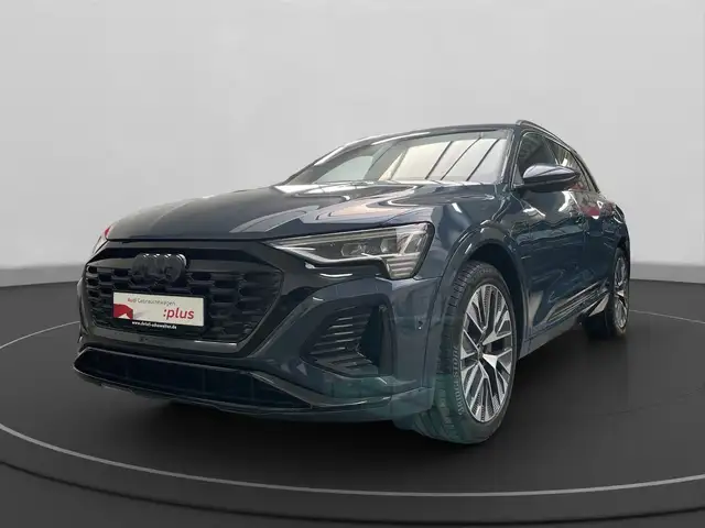 Audi Q8 55 quattro S line ACC AHK MATRIX Luft Pano