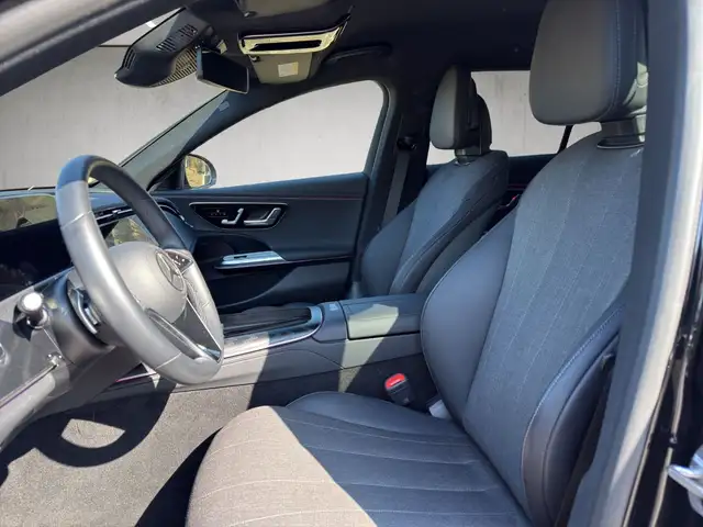 Mercedes-Benz E 300 de 4MATIC T-Modell mit EQ Ö-Edition Ansicht 6