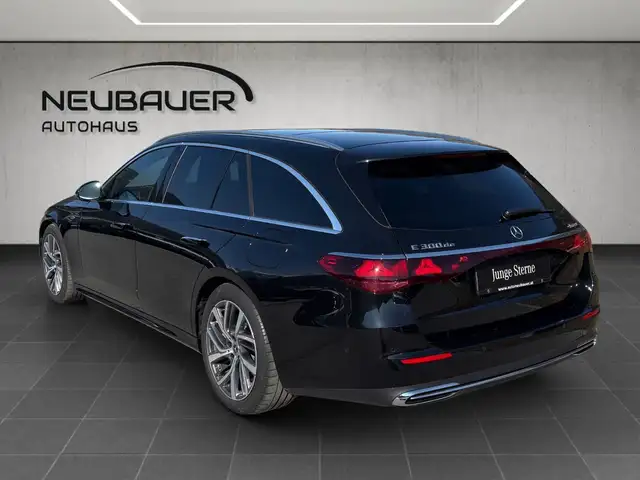 Mercedes-Benz E 300 de 4MATIC T-Modell mit EQ Ö-Edition Ansicht 5
