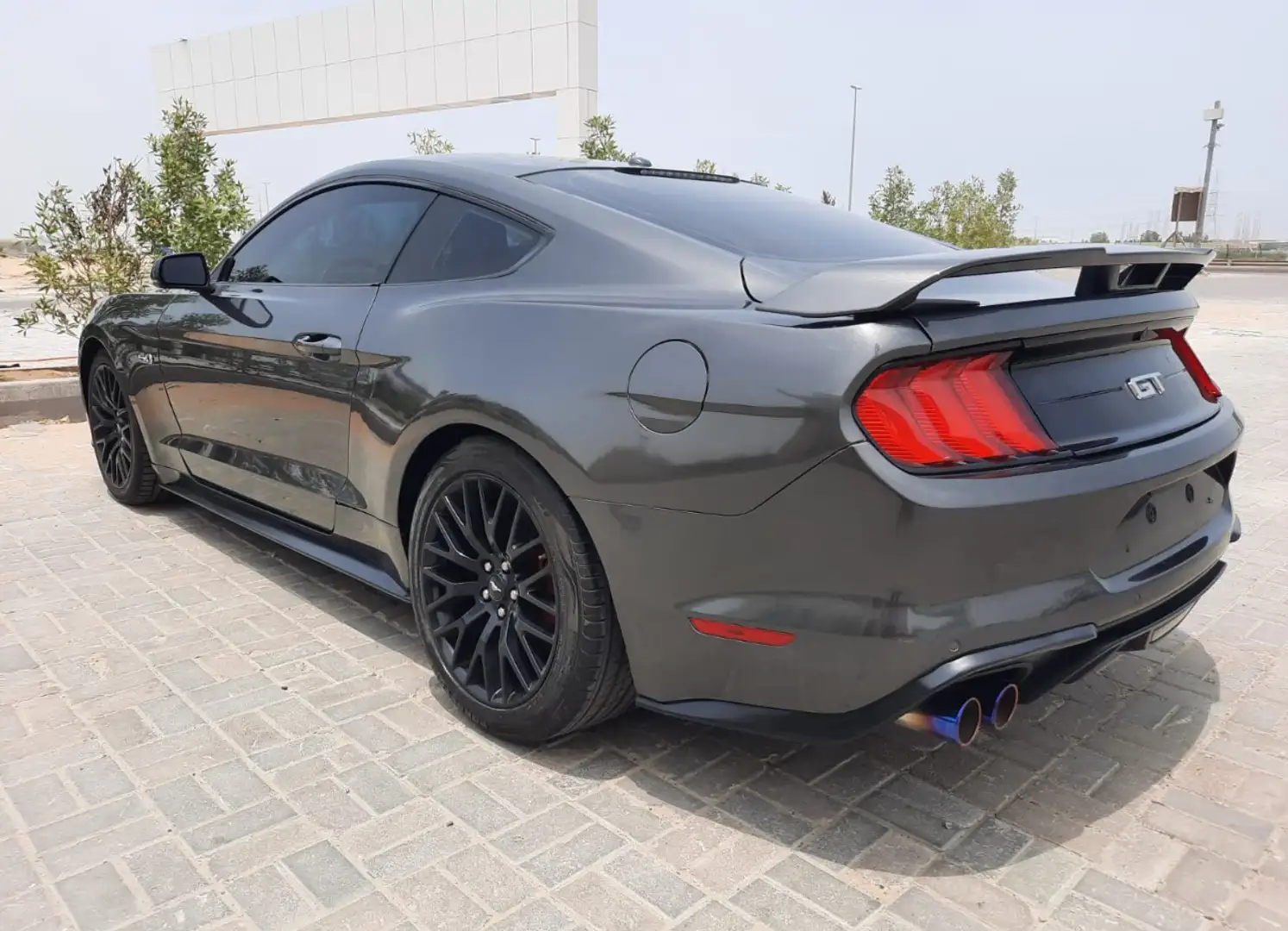 Ford Mustang Fastback 5.0 Ti-VCT V8 Aut. GT Zilver - 1
