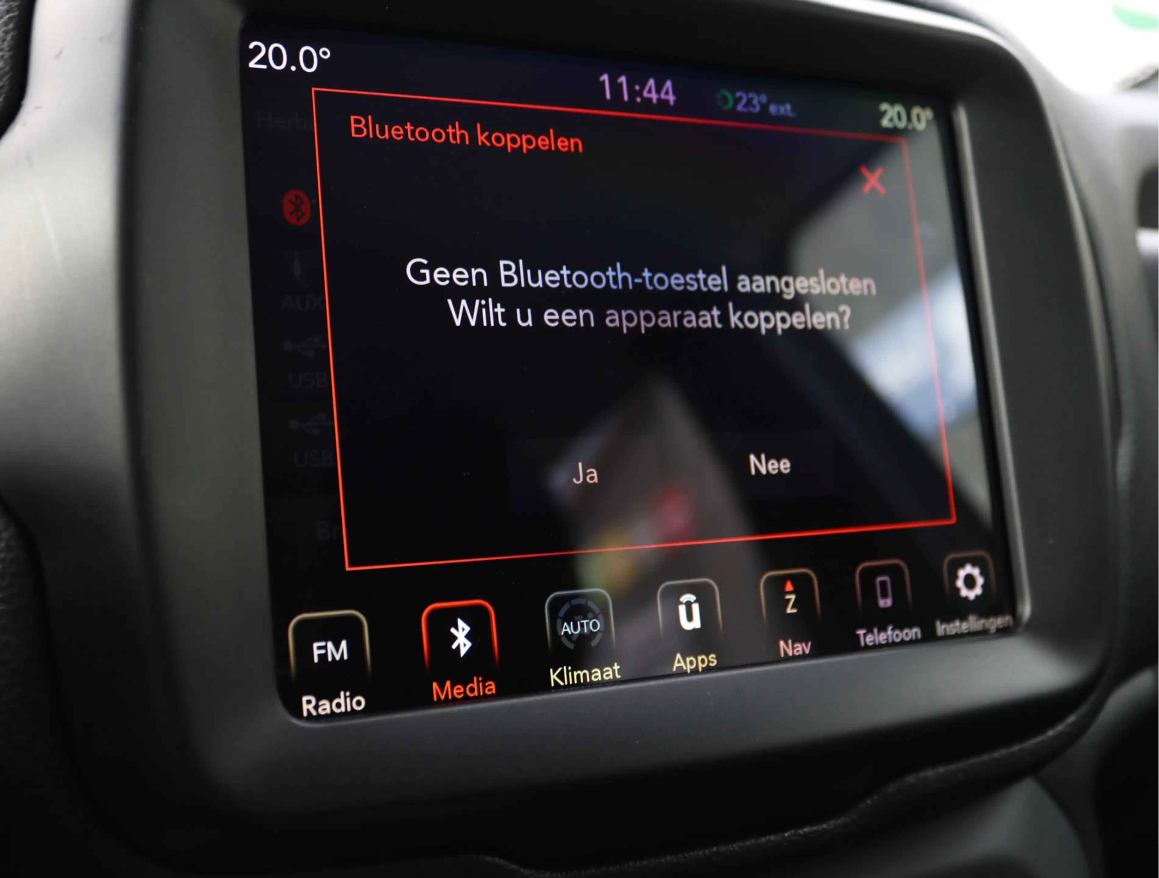 Jeep Renegade 1.4 MultiAir Night Eagle II Limited | Org. NL | AC — photo 40