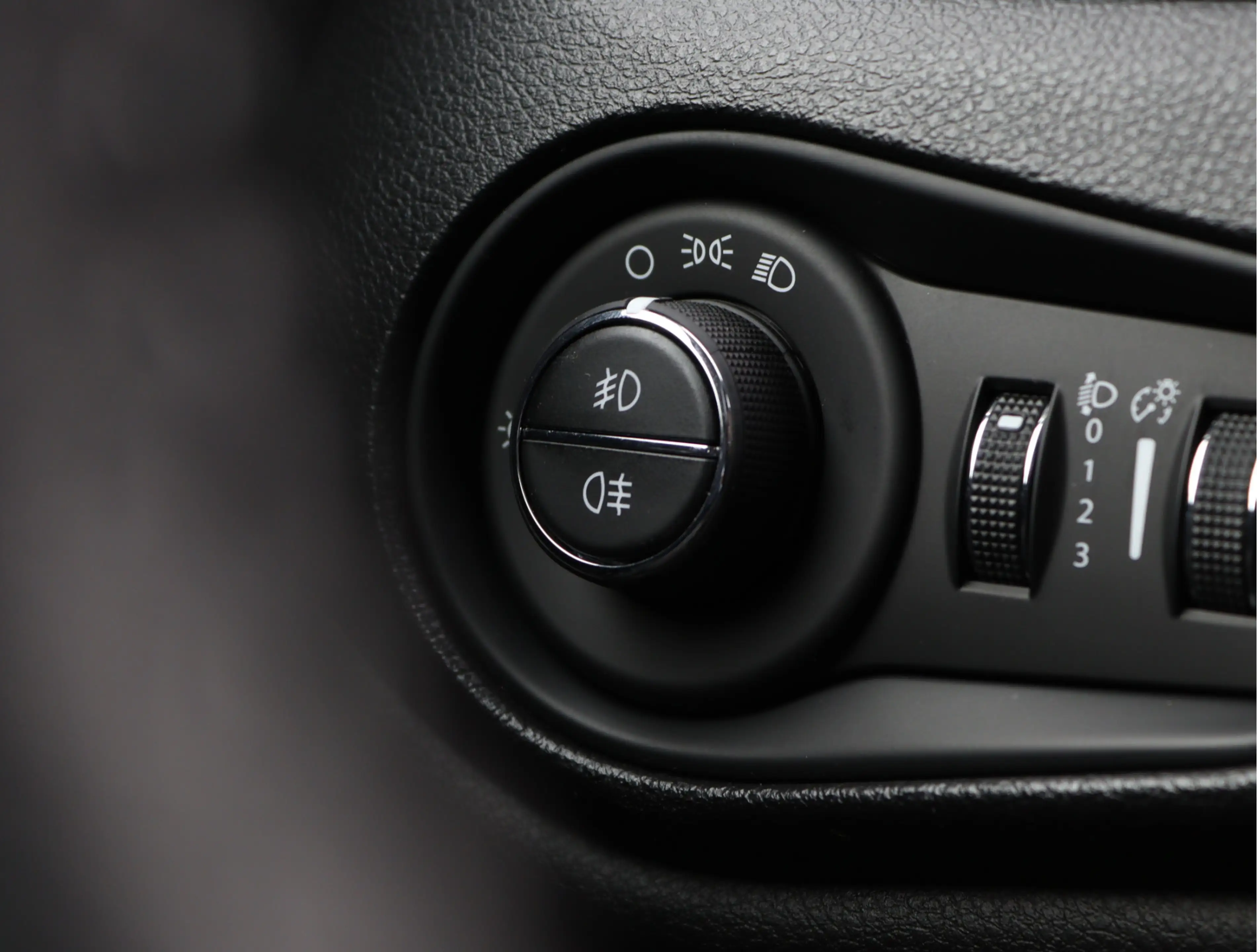Jeep Renegade 1.4 MultiAir Night Eagle II Limited | Org. NL | AC — photo 30