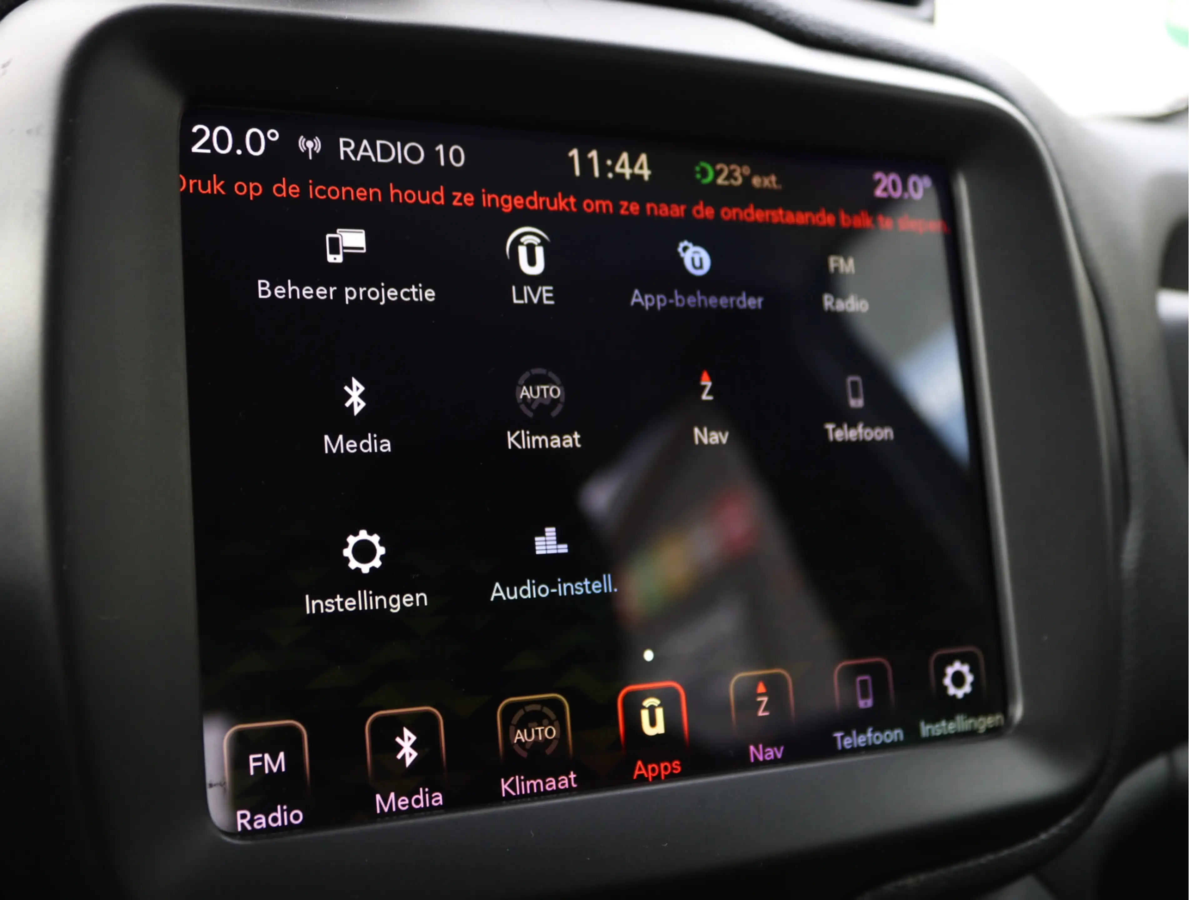Jeep Renegade 1.4 MultiAir Night Eagle II Limited | Org. NL | AC — photo 42
