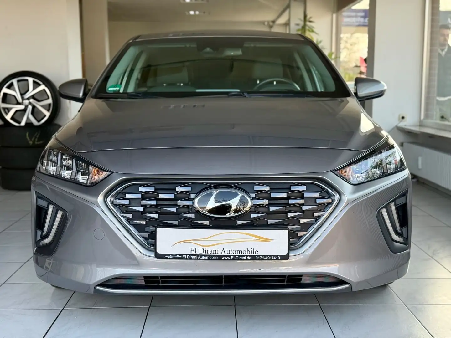 Hyundai IONIQ Plug-In-Hybrid ACC/LED/RCam/Navi/VirtCoc/ Grijs - 2