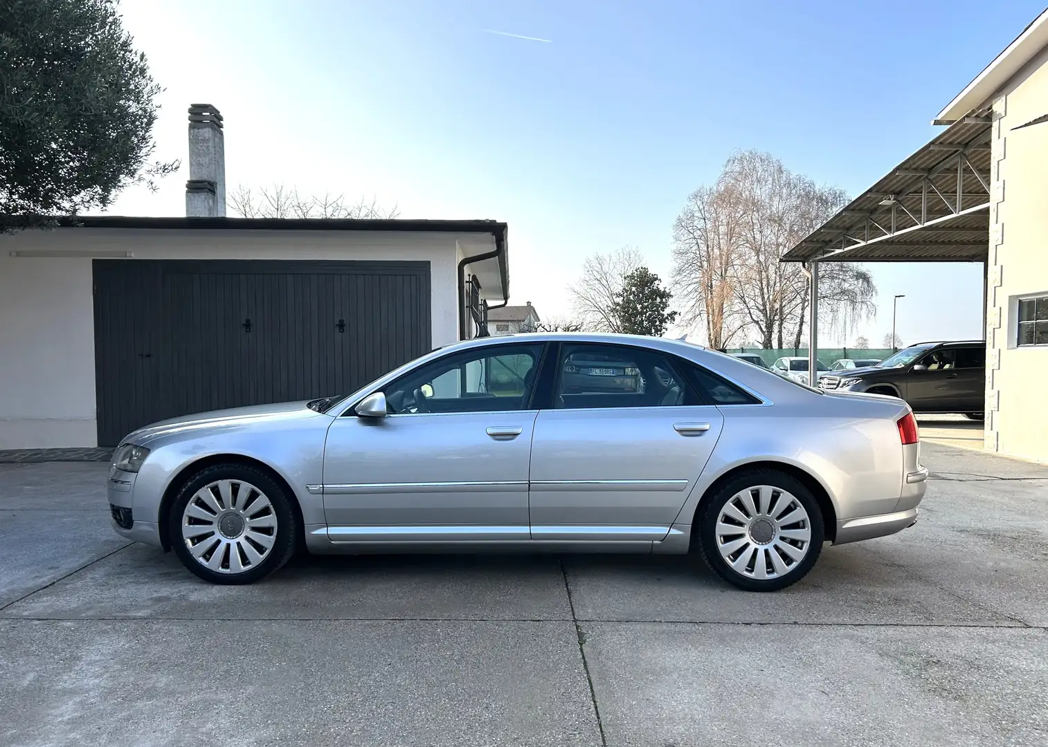 Audi A8 3.0 V6 tdi quattro tiptronic Silber - 2