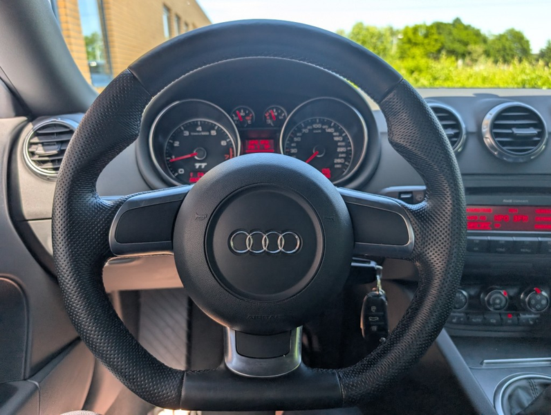 Audi TT Roadster 2.0 TFSI, Stoelverwarming — photo 12