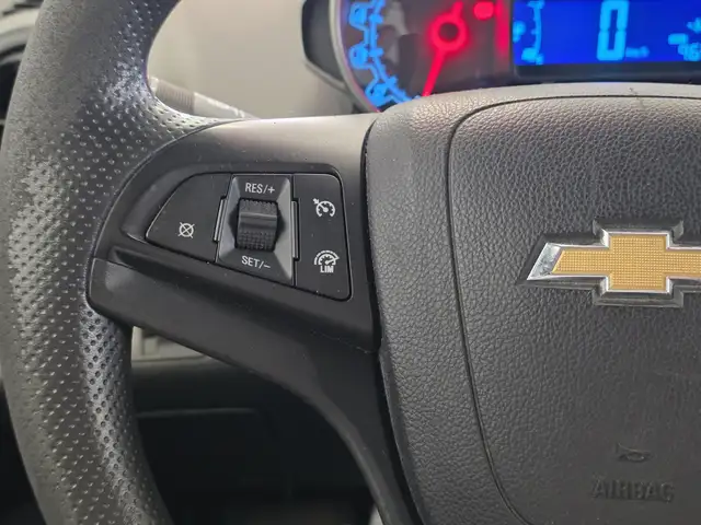 Chevrolet Aveo view 13