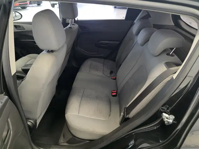 Chevrolet Aveo view 10