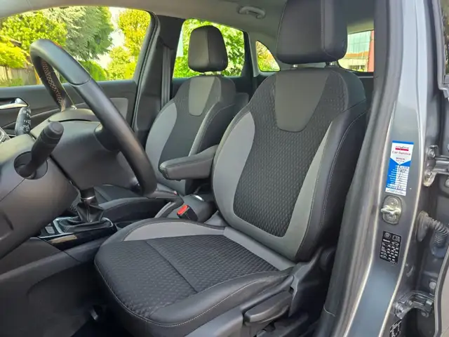Opel Crossland X view 7