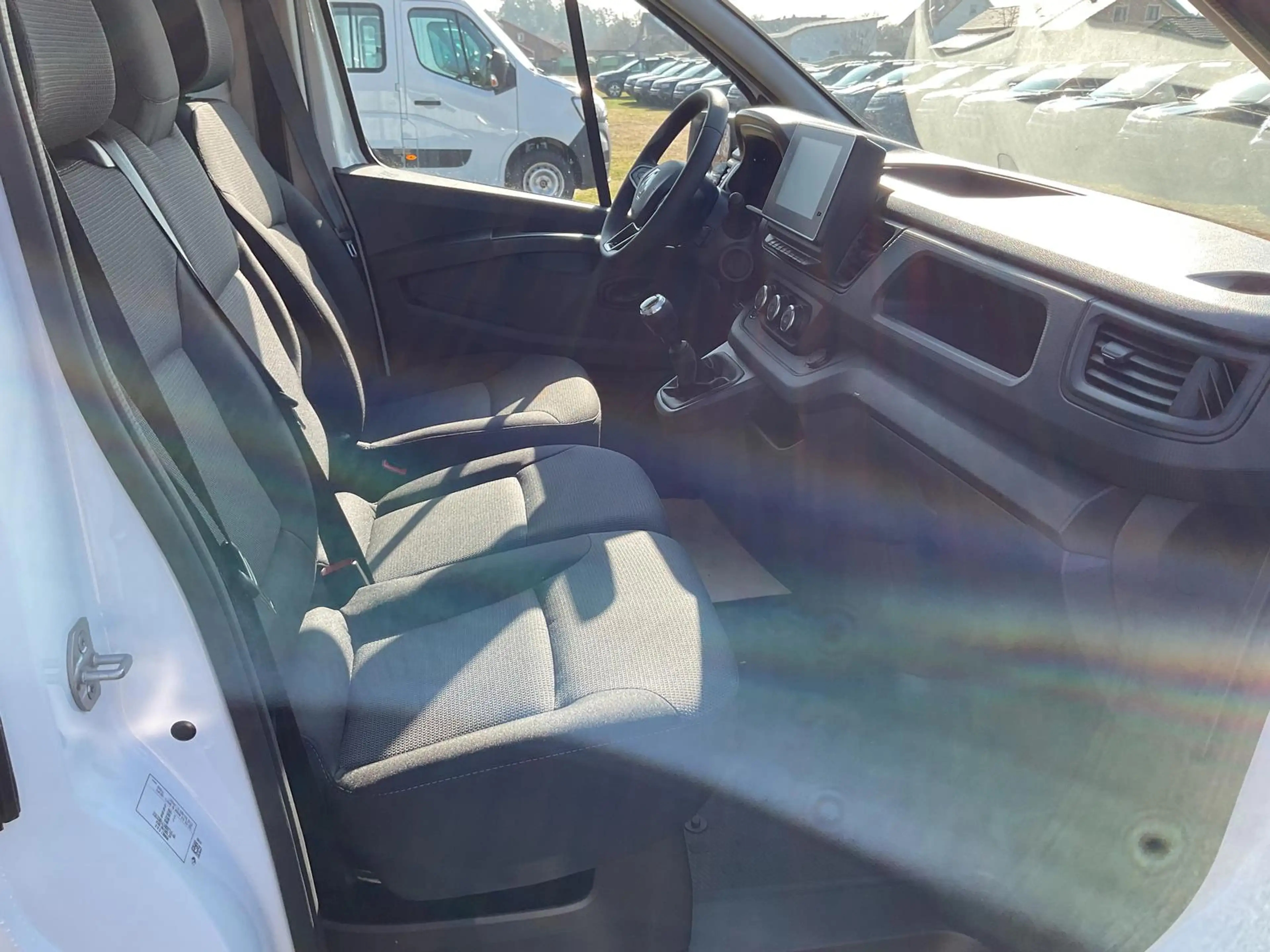 Renault Trafic Kastenwagen Komfort L1H1 3,0t Blue dCi 110 BOTT — photo 10
