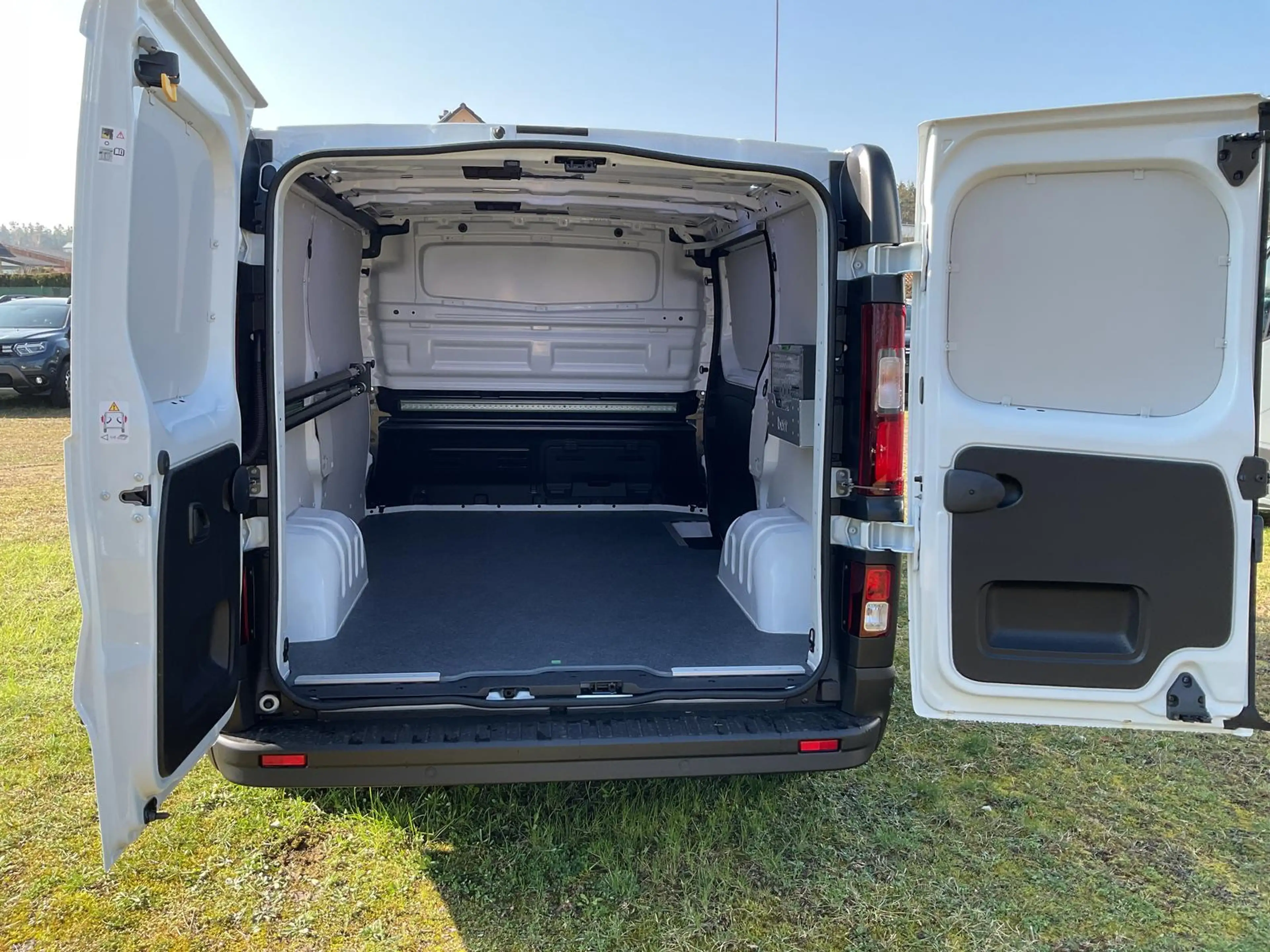Renault Trafic Kastenwagen Komfort L1H1 3,0t Blue dCi 110 BOTT — photo 14