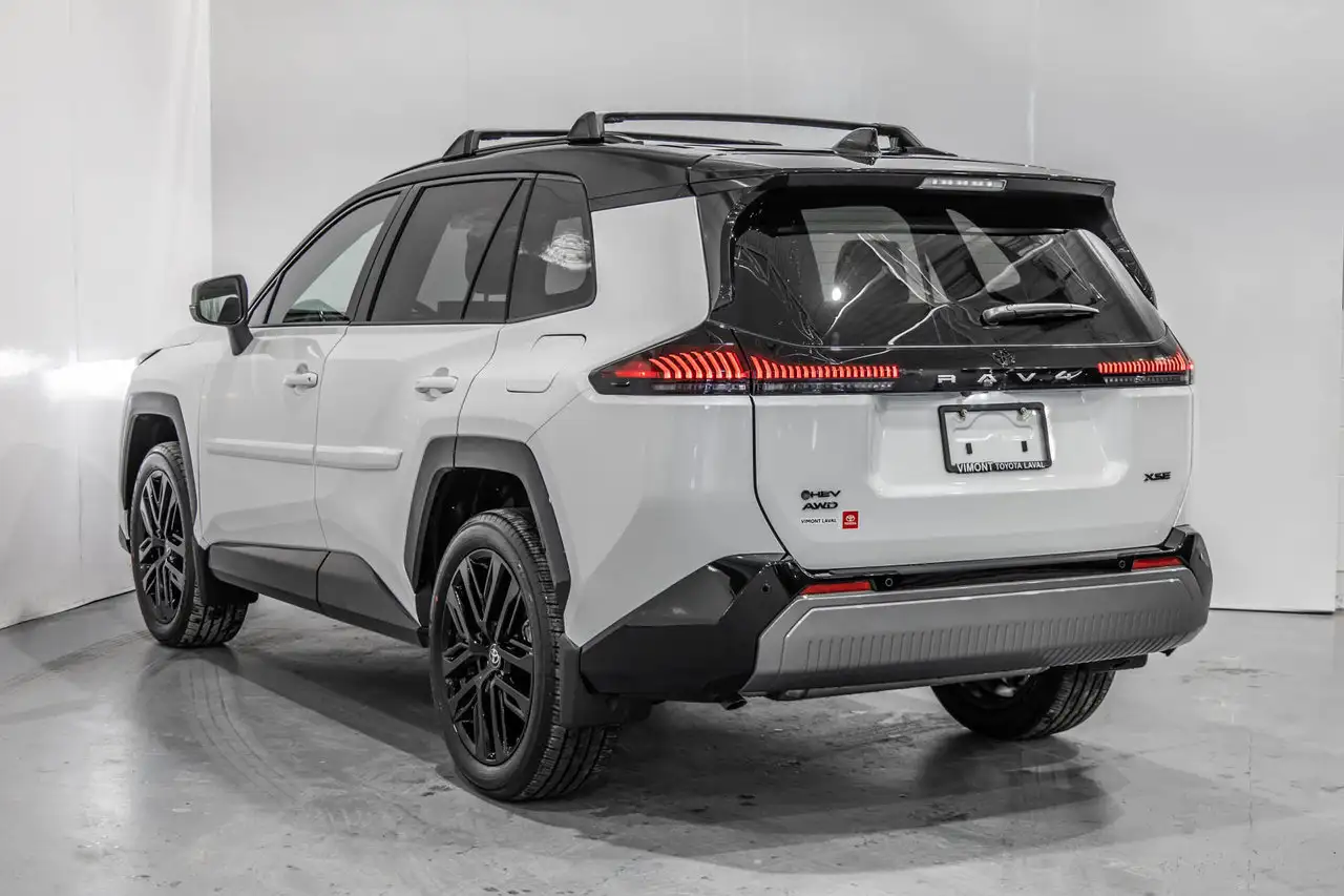 Toyota RAV 4 снимка Toyota RAV 4