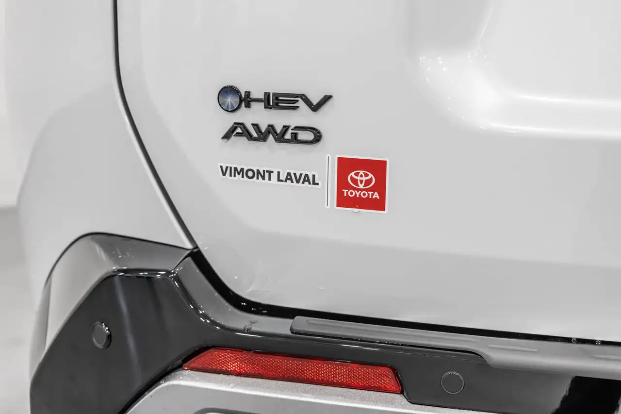 Toyota RAV 4 снимка Toyota RAV 4