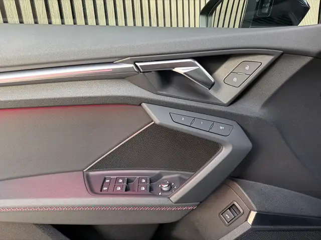 Audi S3 view 19