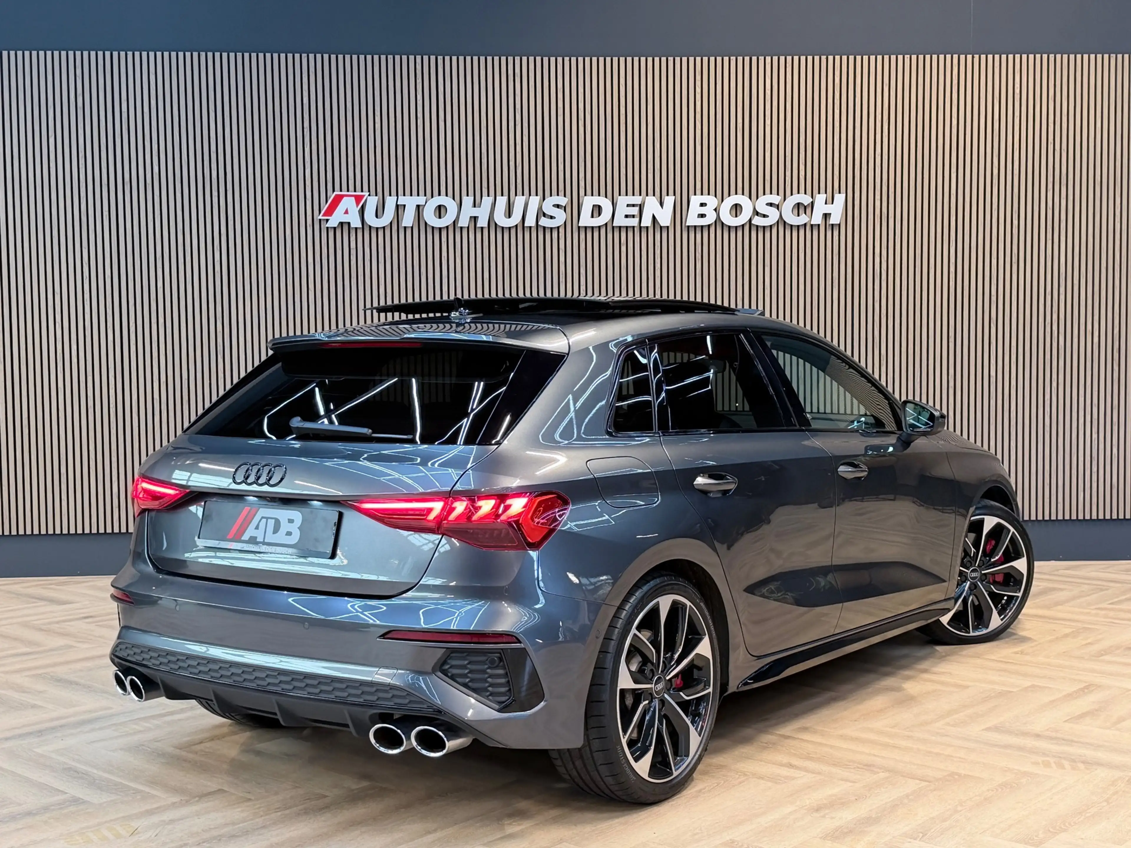 Audi S3 Sportback 2.0 TFSI Quattro 310PK |Pano|Matrix|B&O| — photo 2