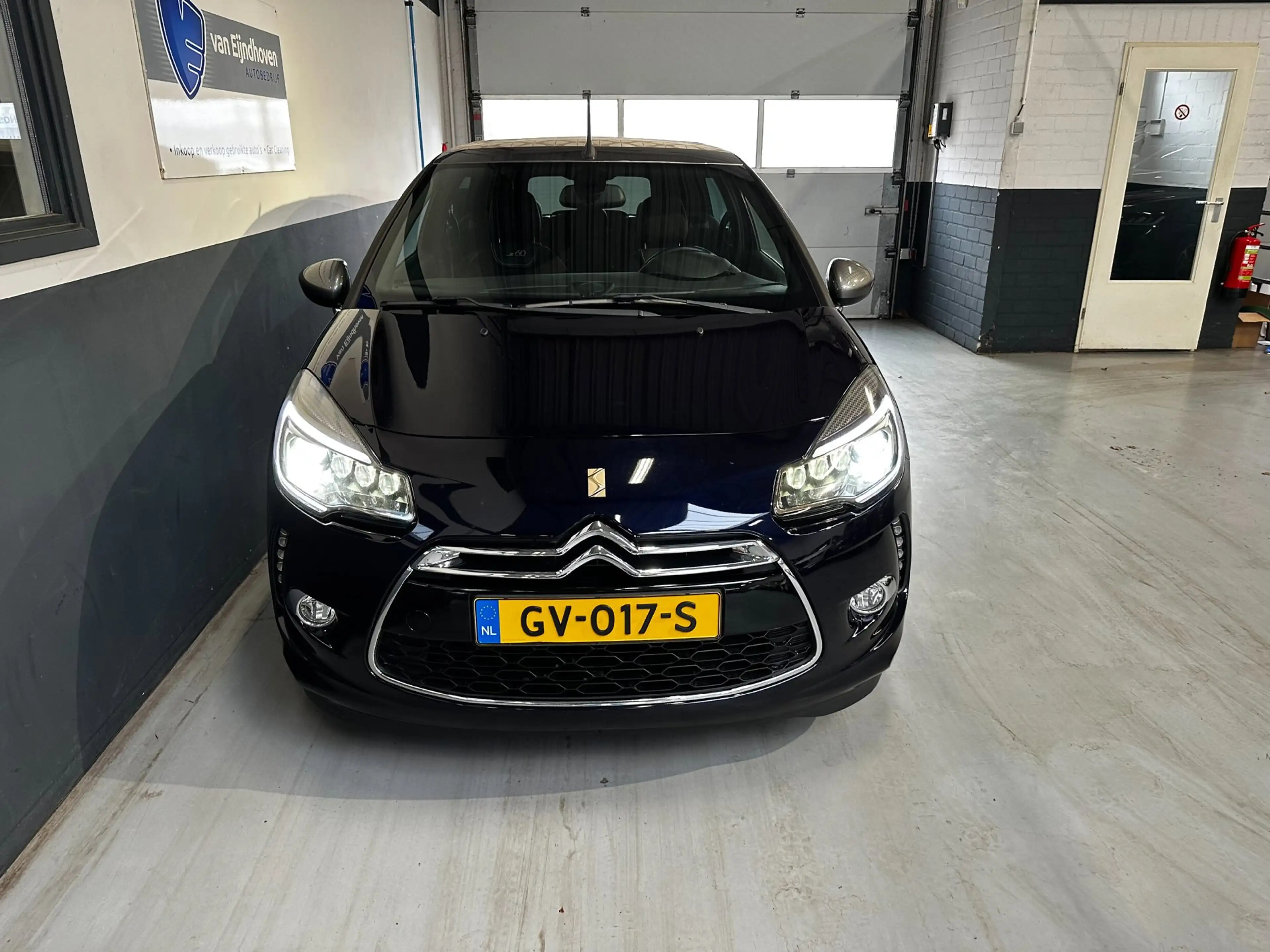 DS Automobiles DS 3 Cabrio 1.2 PureTech 1955 Navi|Cruise|Camera — photo 3