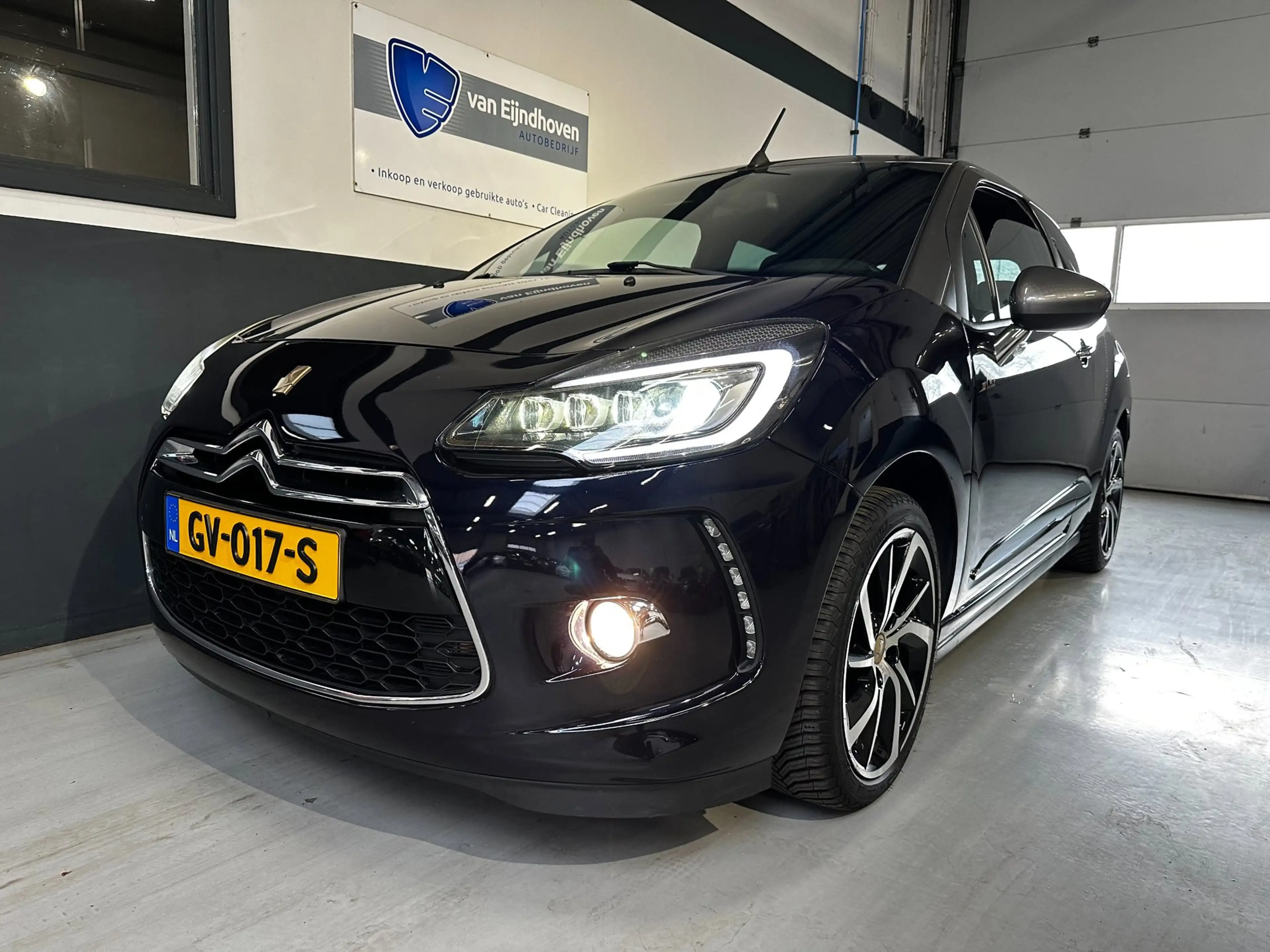DS Automobiles DS 3 Cabrio 1.2 PureTech 1955 Navi|Cruise|Camera — photo 4