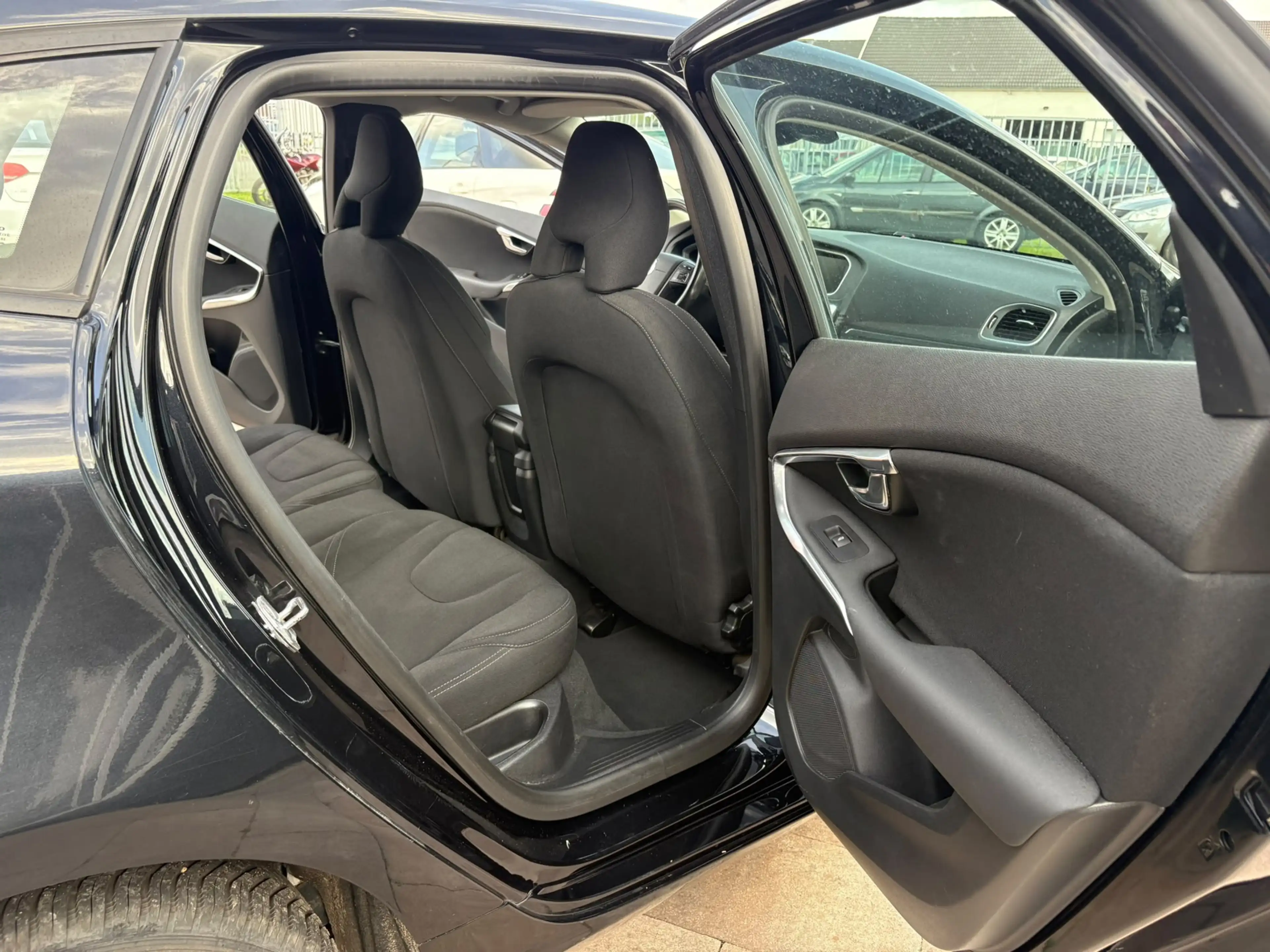 Volvo V40 1.6 T2 Summum|Nieuwe APK|Cruise|PDC achter — photo 9