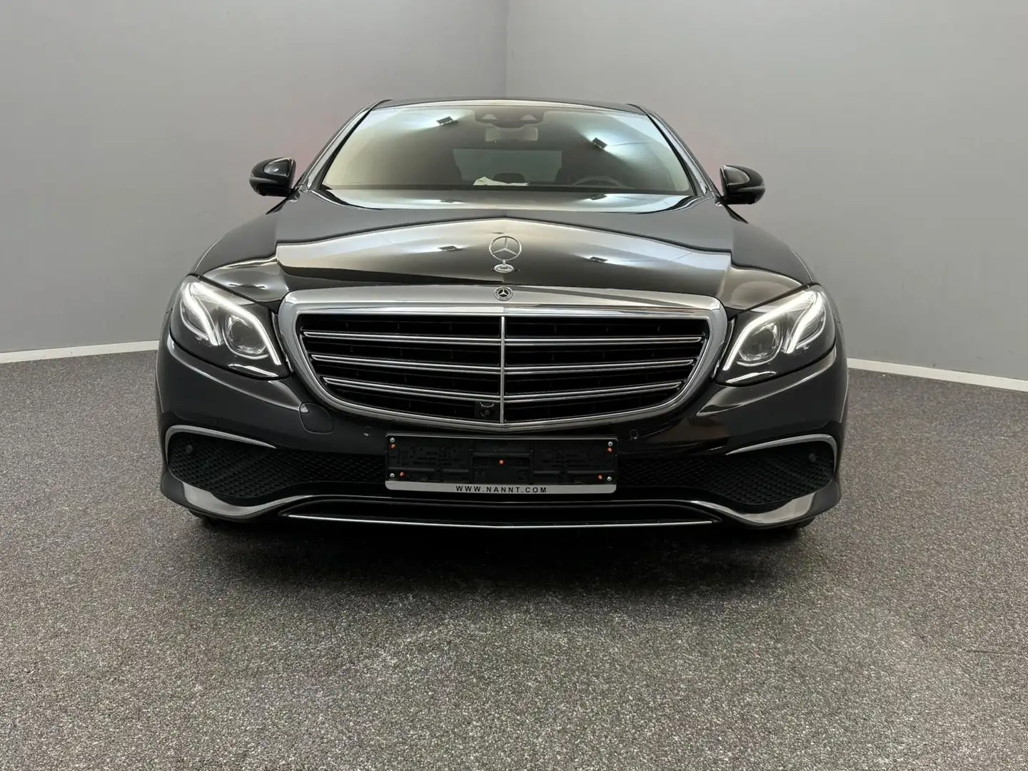 Mercedes-Benz E 400 d 4M Limo AVANTGARDE*STD-HZ*360°*HEAD-UP Negru - 2