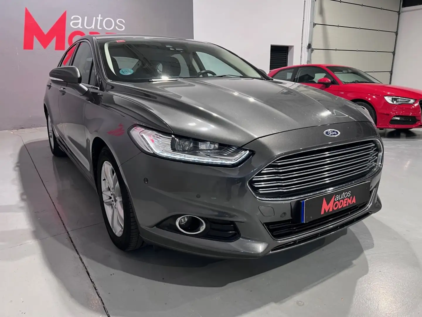 Ford Mondeo 2.0TDCI Trend PowerShift 150 Gris - 2