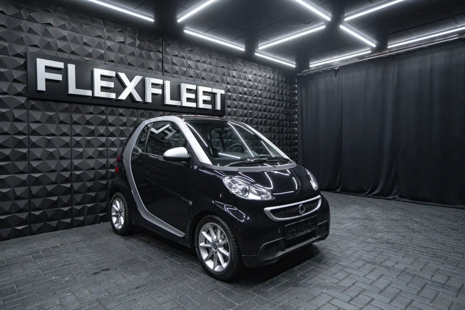 smart forTwo coupe Passion SERVO Automatik Pano Noir - 2