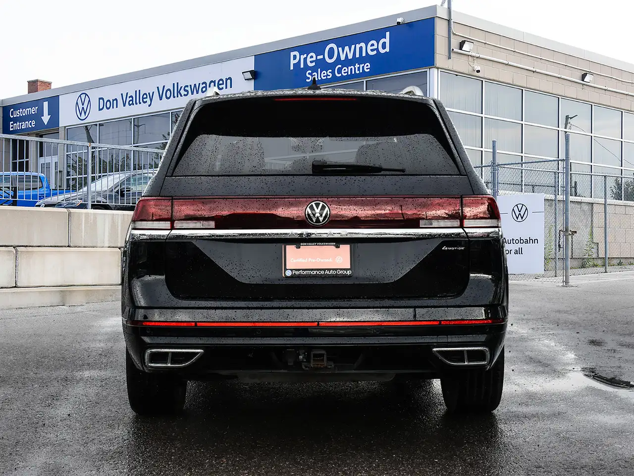 Volkswagen Atlas снимка Volkswagen Atlas