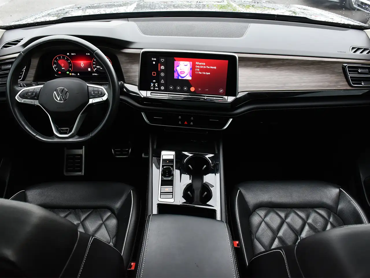Volkswagen Atlas снимка Volkswagen Atlas