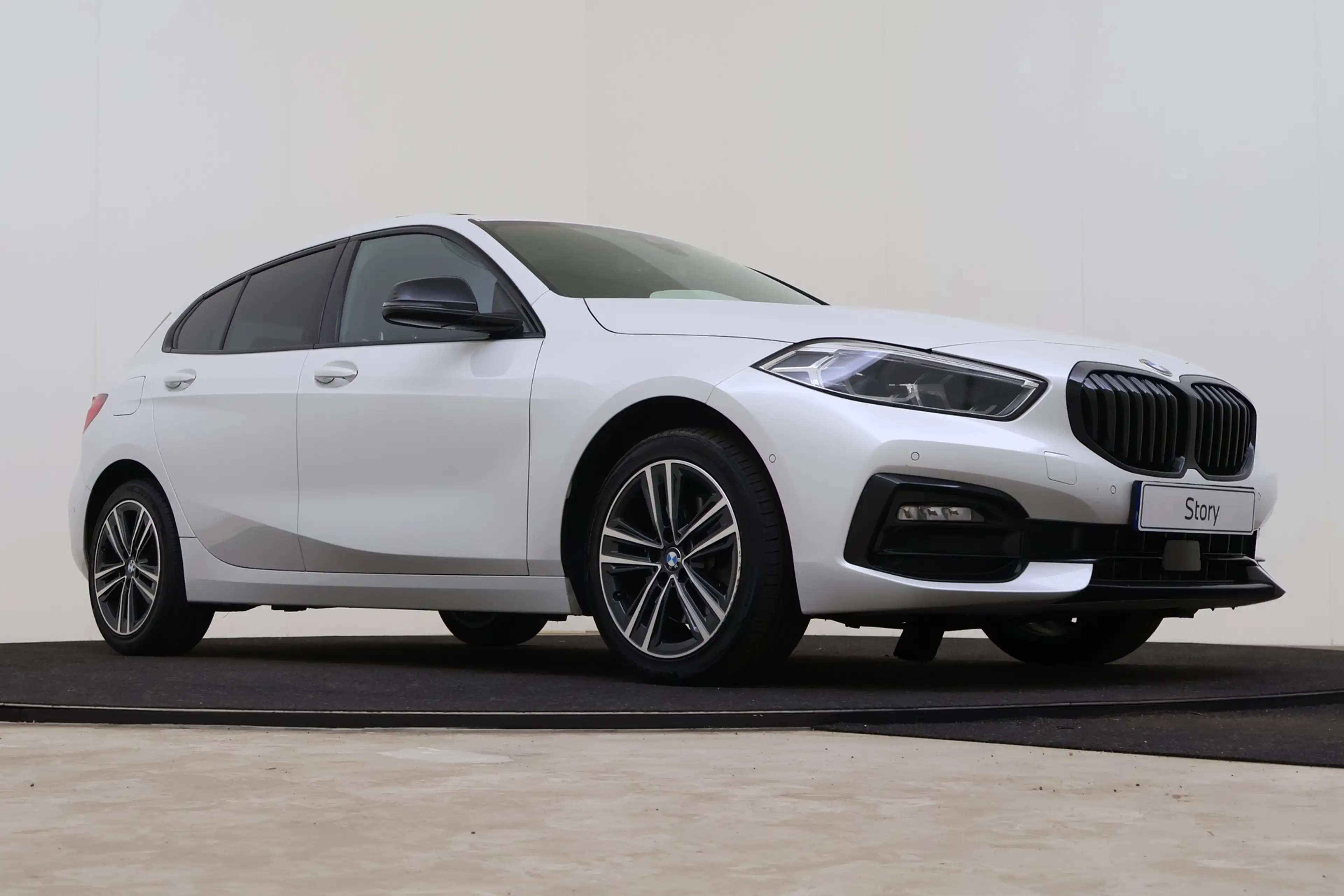 BMW 118 1 Serie 118i Sport Line Automaat / Panoramadak / S — photo 10