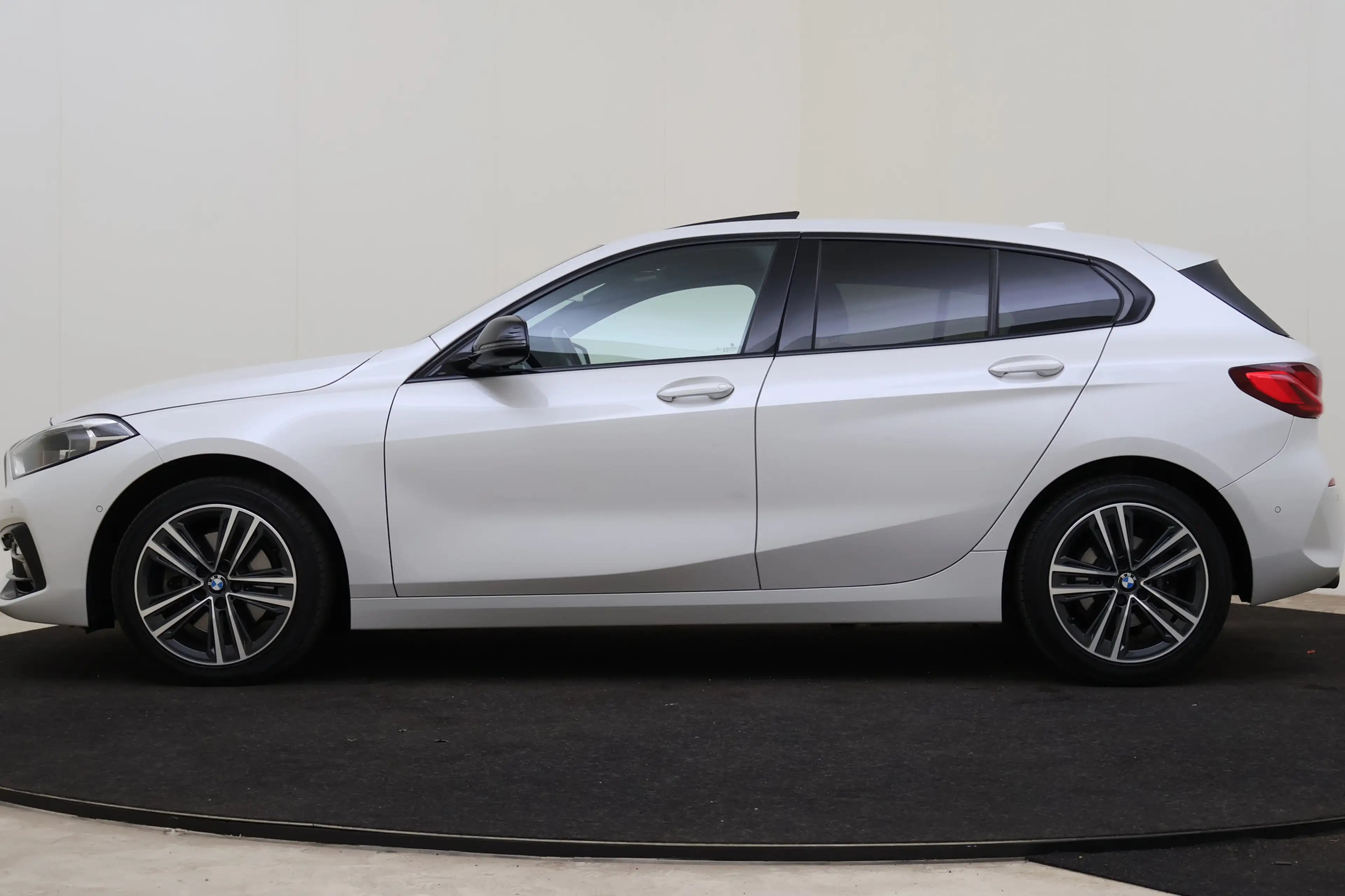 BMW 118 1 Serie 118i Sport Line Automaat / Panoramadak / S — photo 14