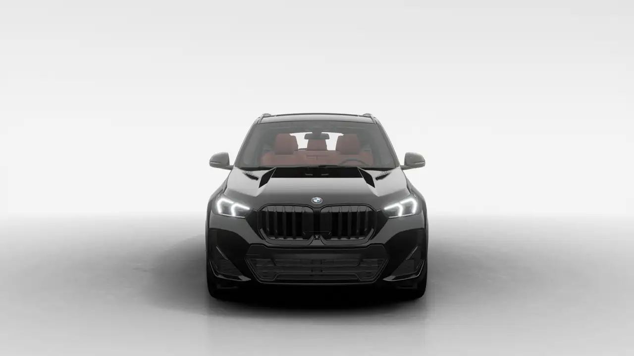 BMW X1 снимка BMW X1