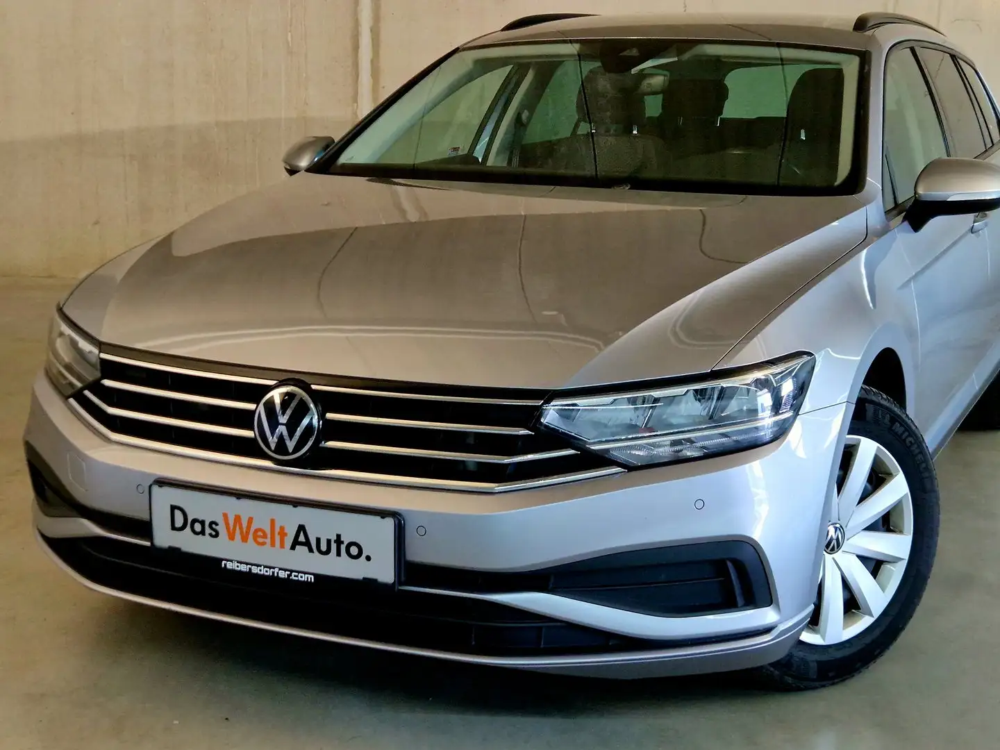 Volkswagen Passat Variant TDI Zilver - 2