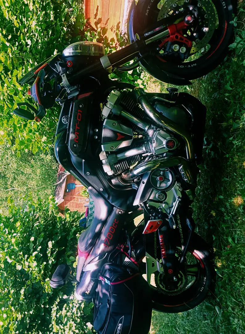 Yamaha MT-01 Carbon fiber black Zwart - 1