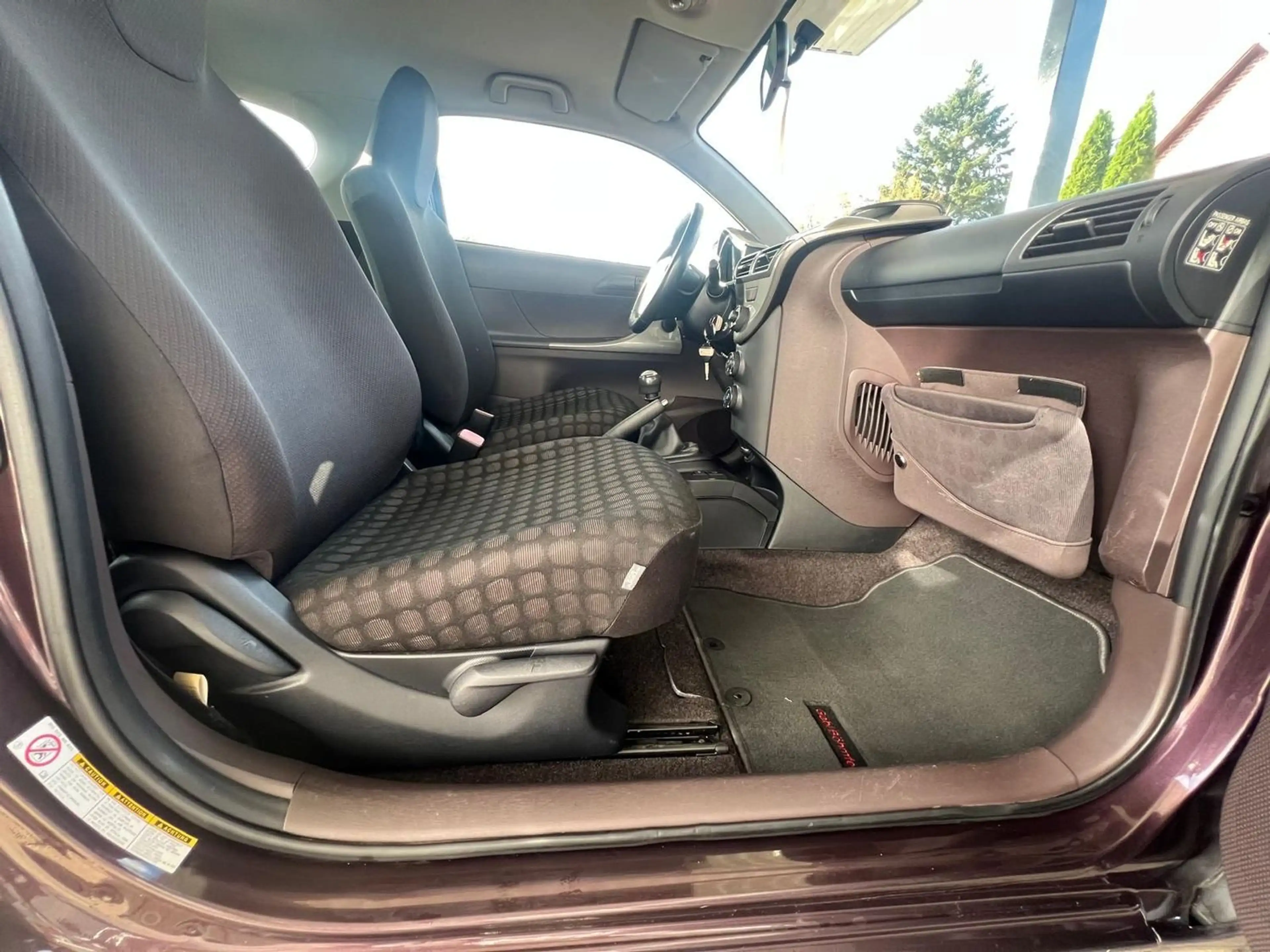 Toyota iQ Basis 1.0 VVT-i * 2.Hand* TÜV Neu* — photo 17